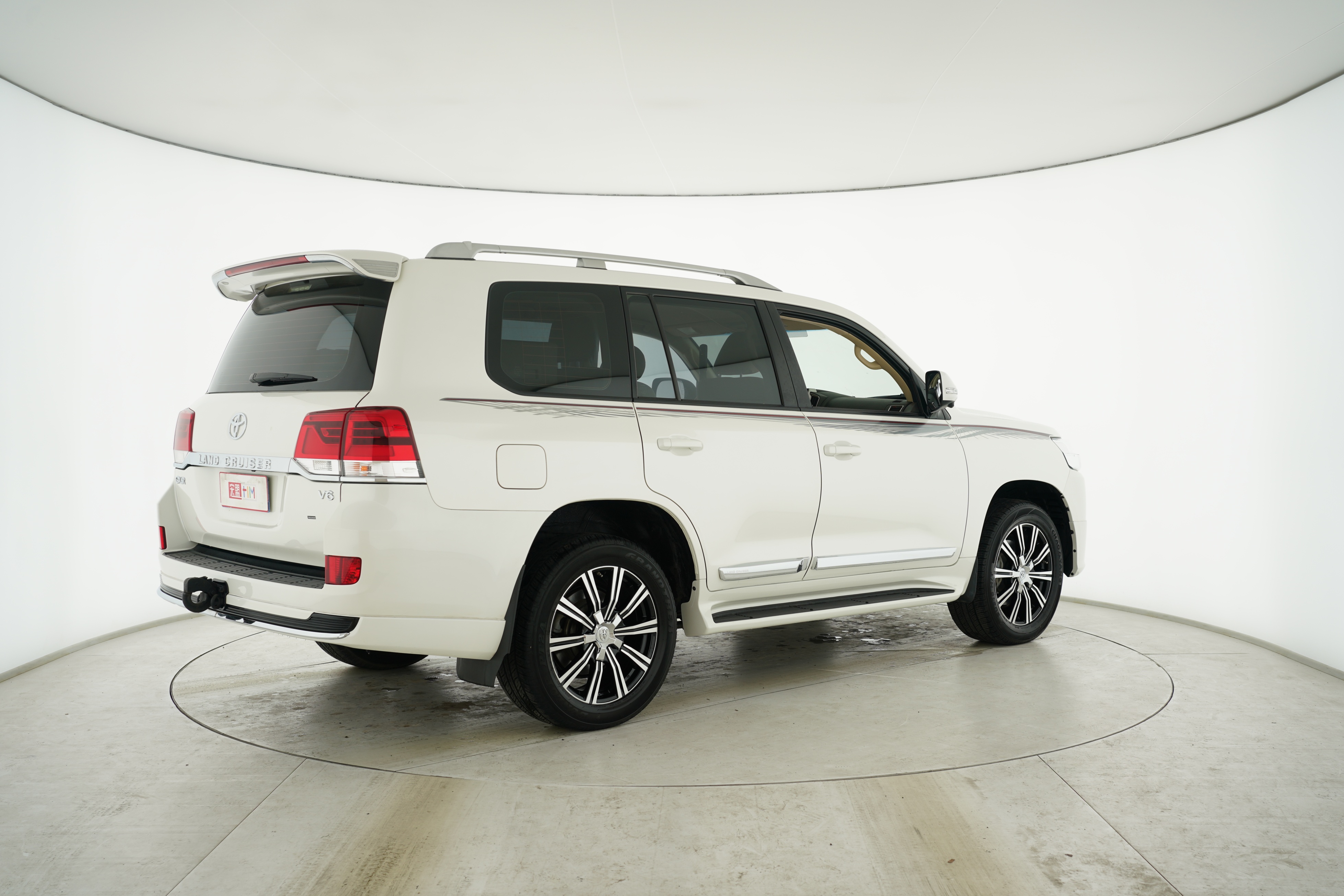 Toyota Land Cruiser (Imported) 2016 — фото 12