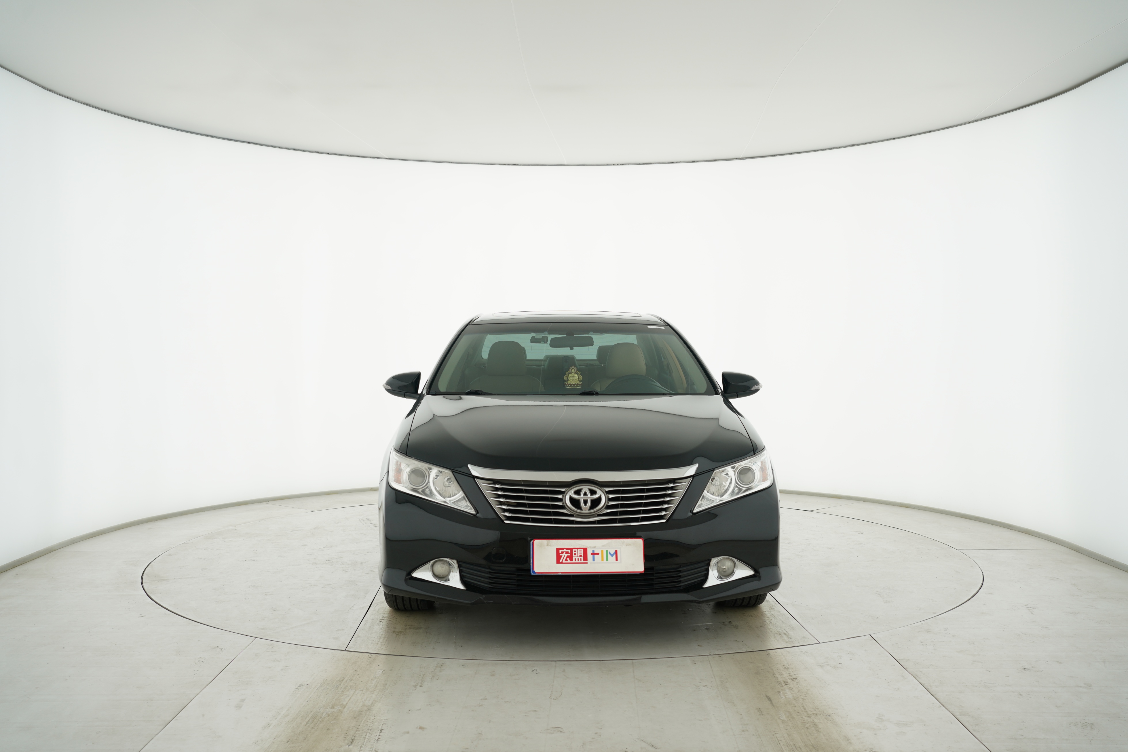 Toyota Camry 2014 — фото 2