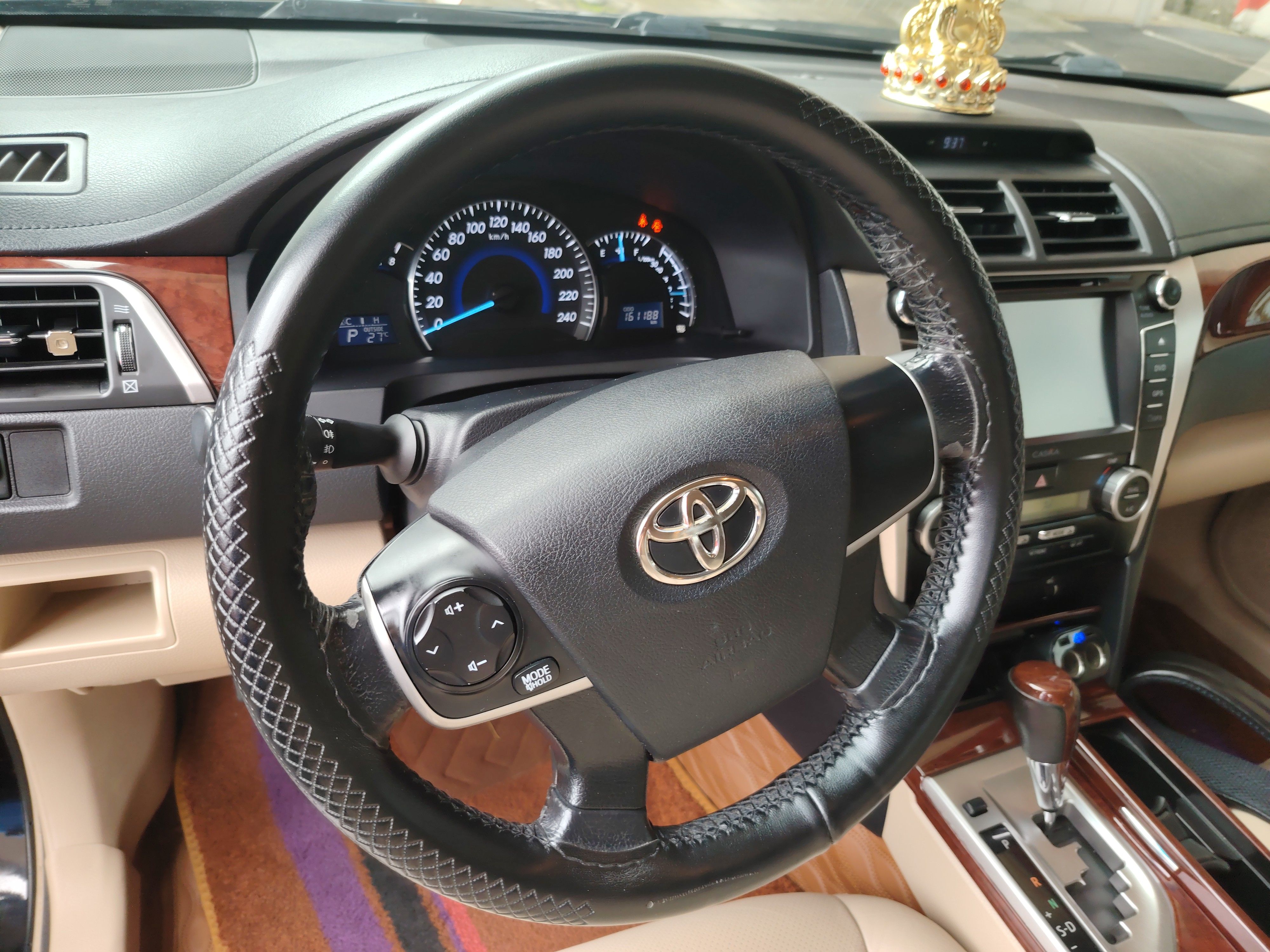 Toyota Camry 2014 — фото 15