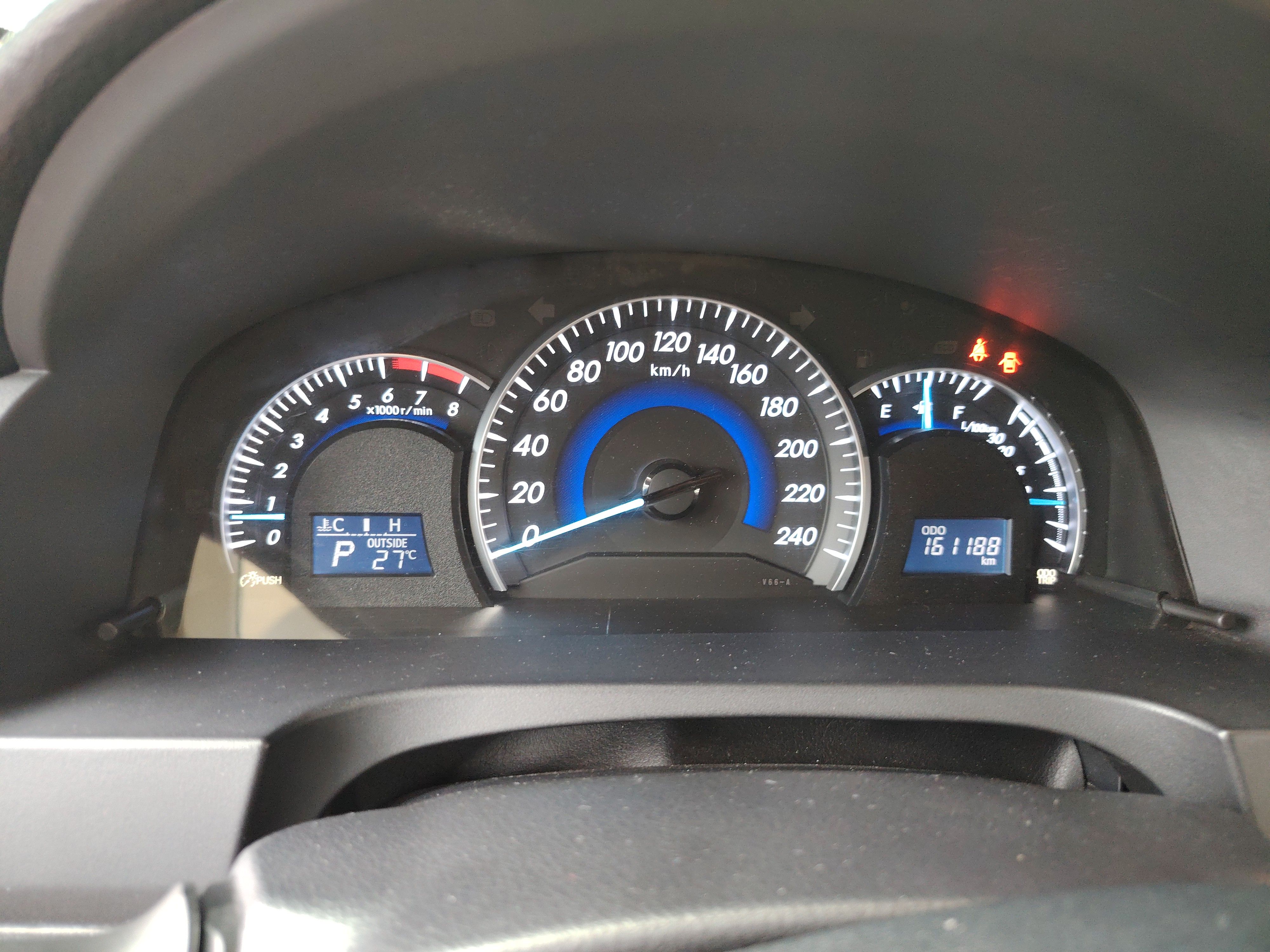 Toyota Camry 2014 — фото 17