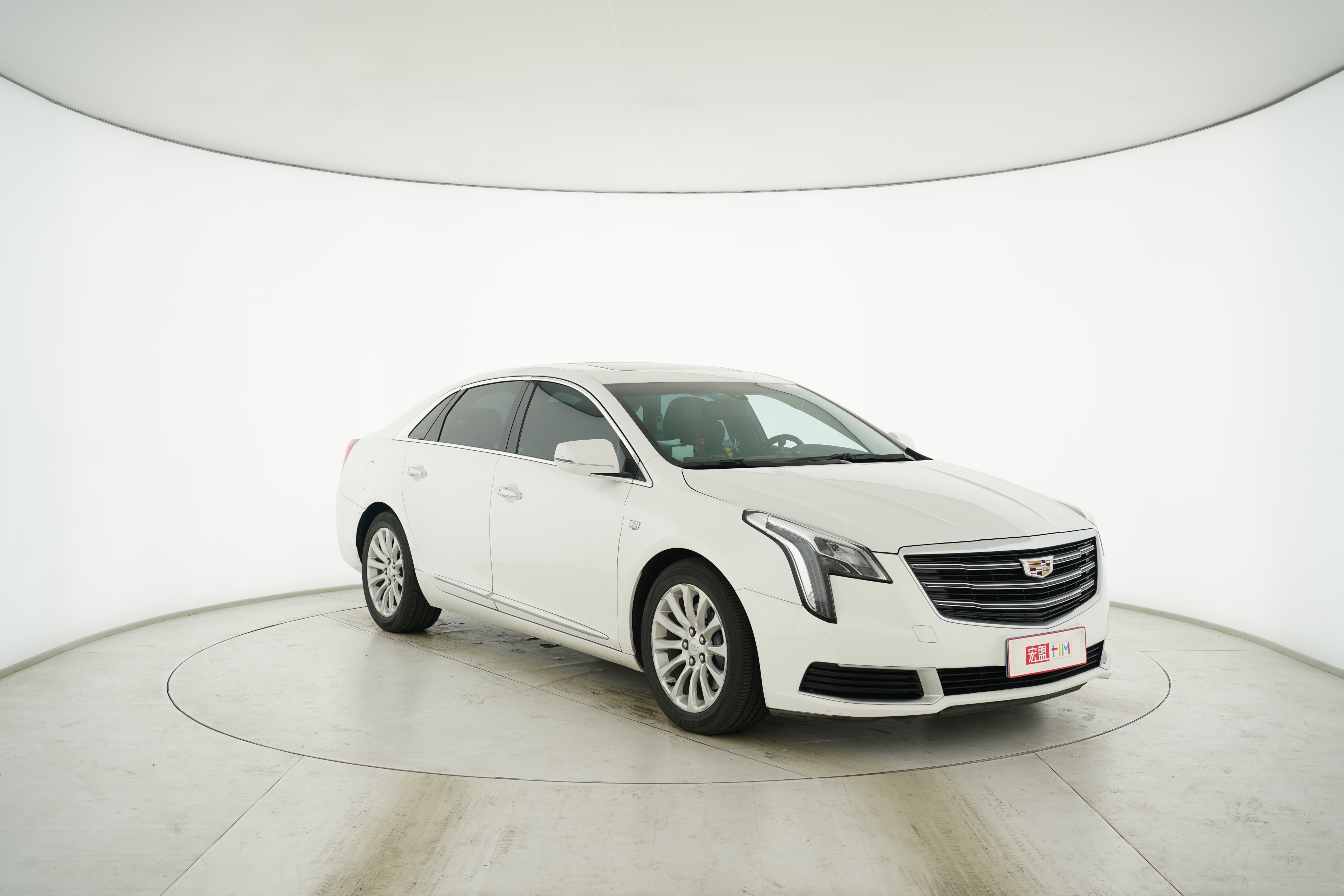 Cadillac XTS 2018 — фото 9