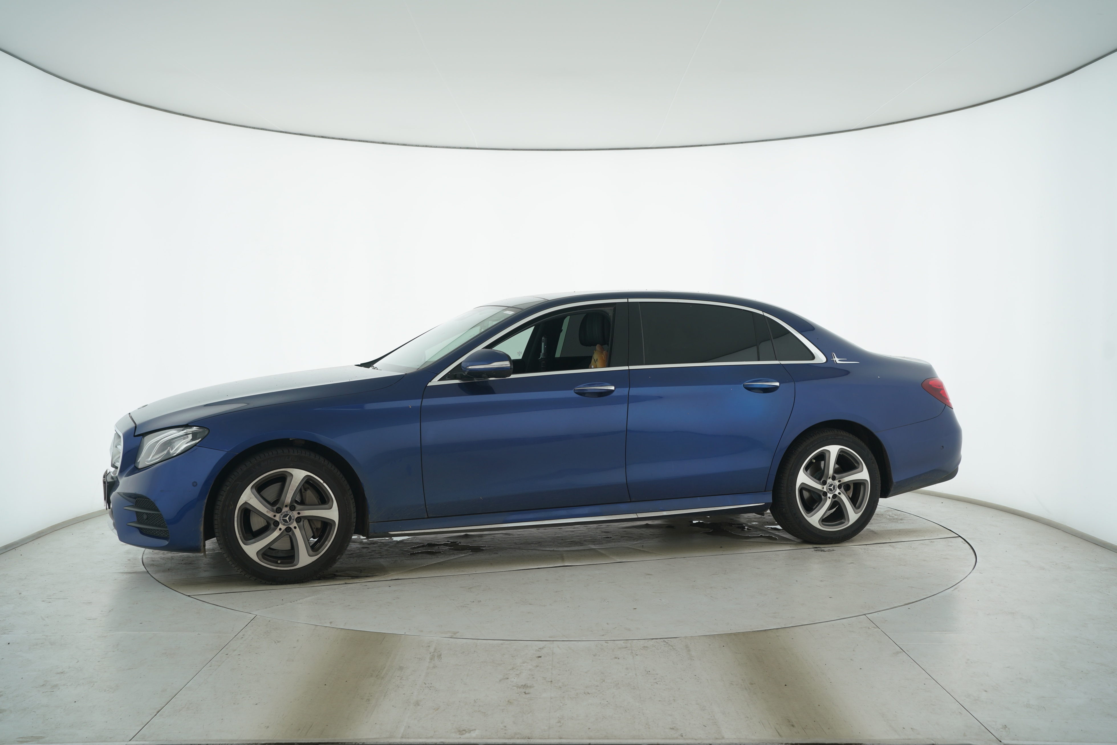 Mercedes Benz E-Class 2016 — фото 7