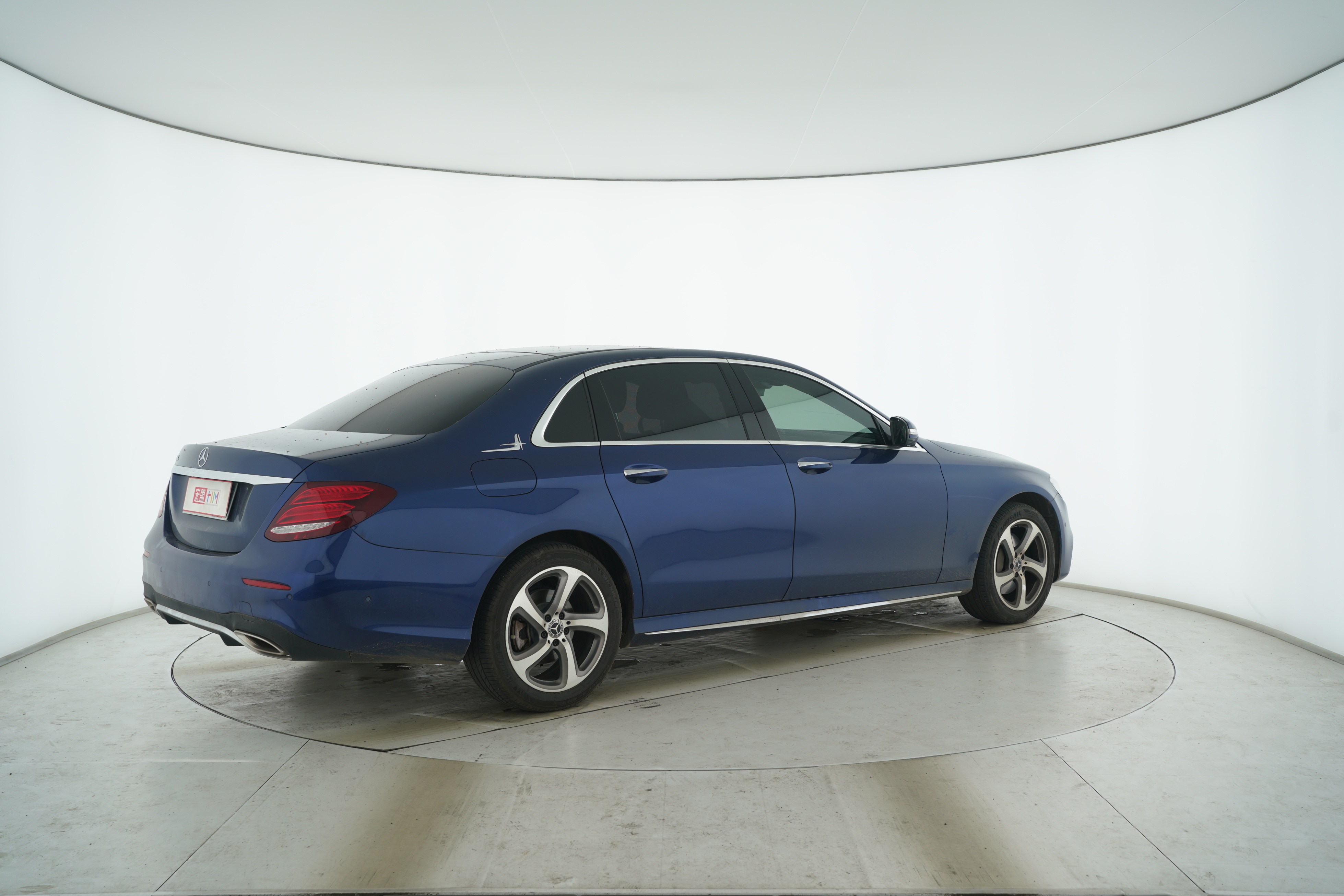 Mercedes Benz E-Class 2016 — фото 12