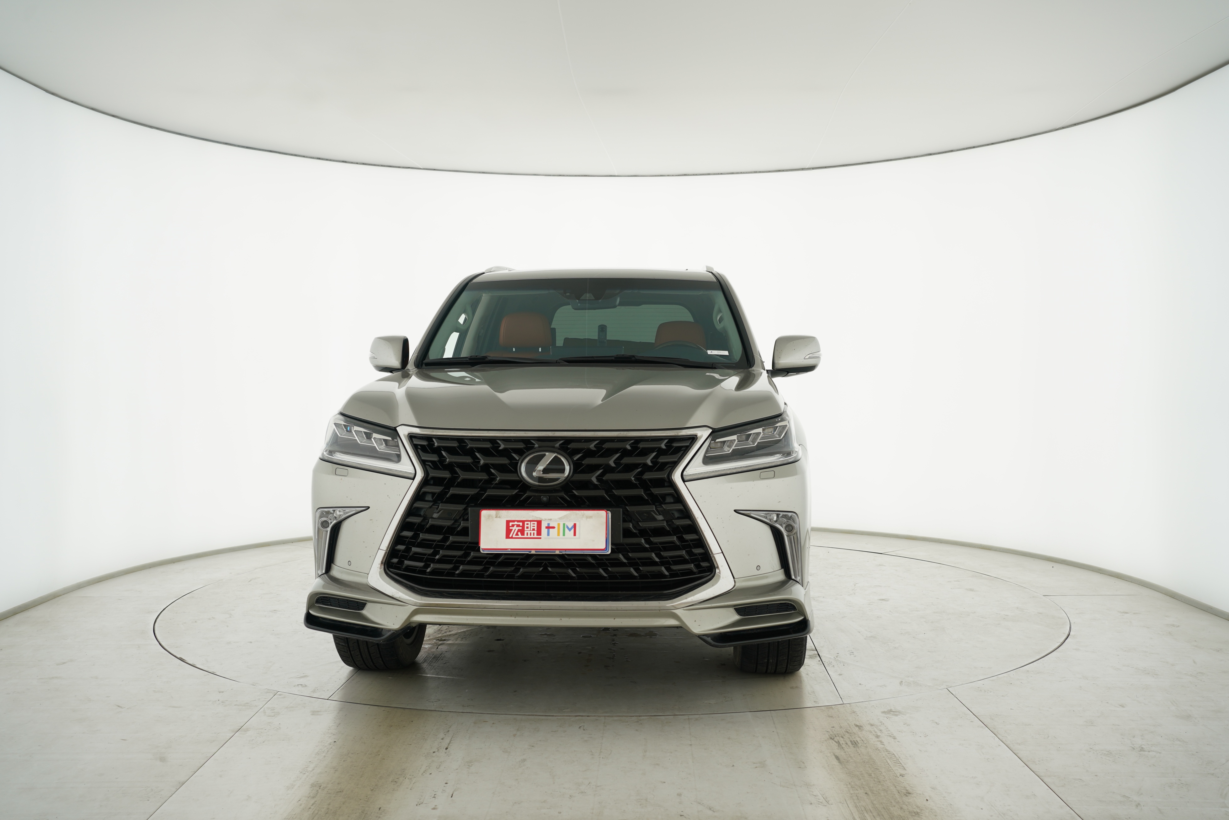 Lexus LX 2019 — фото 2