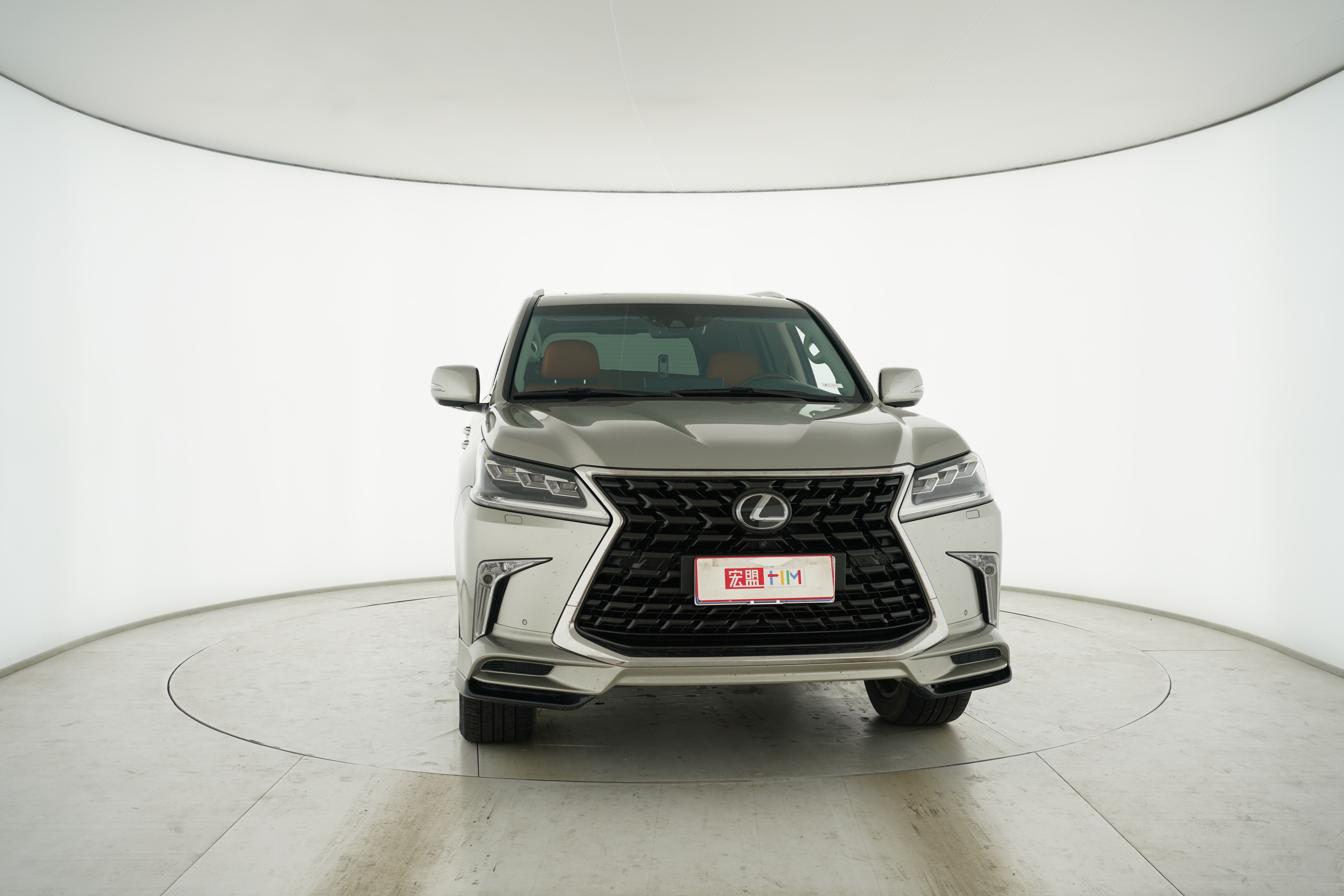 Lexus LX 2019 — фото 8