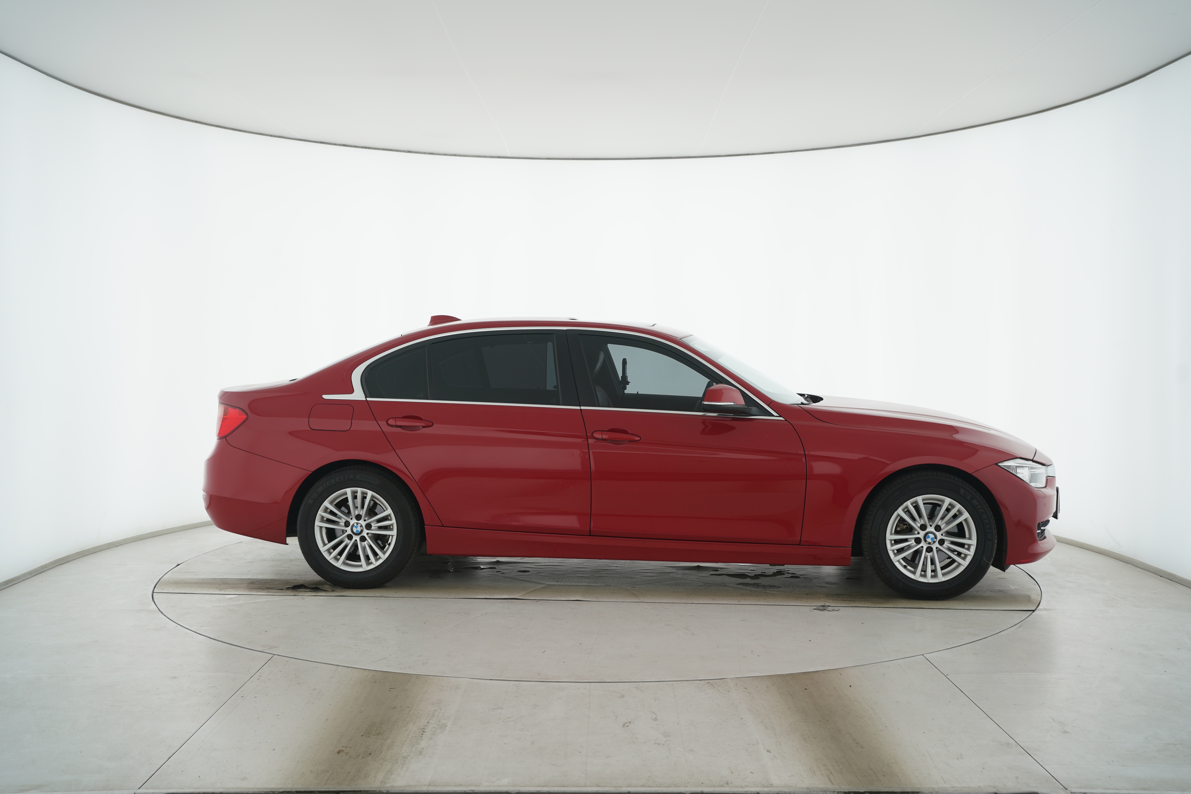 BMW X1 2015 — фото 8