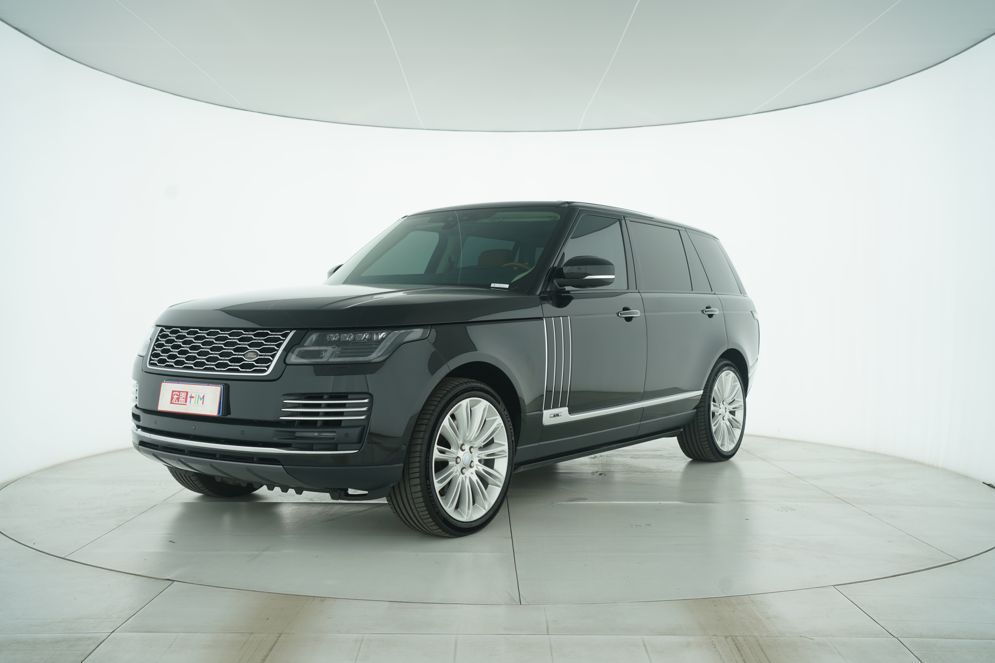 Land Rover Range Rover 2020 — фото 1