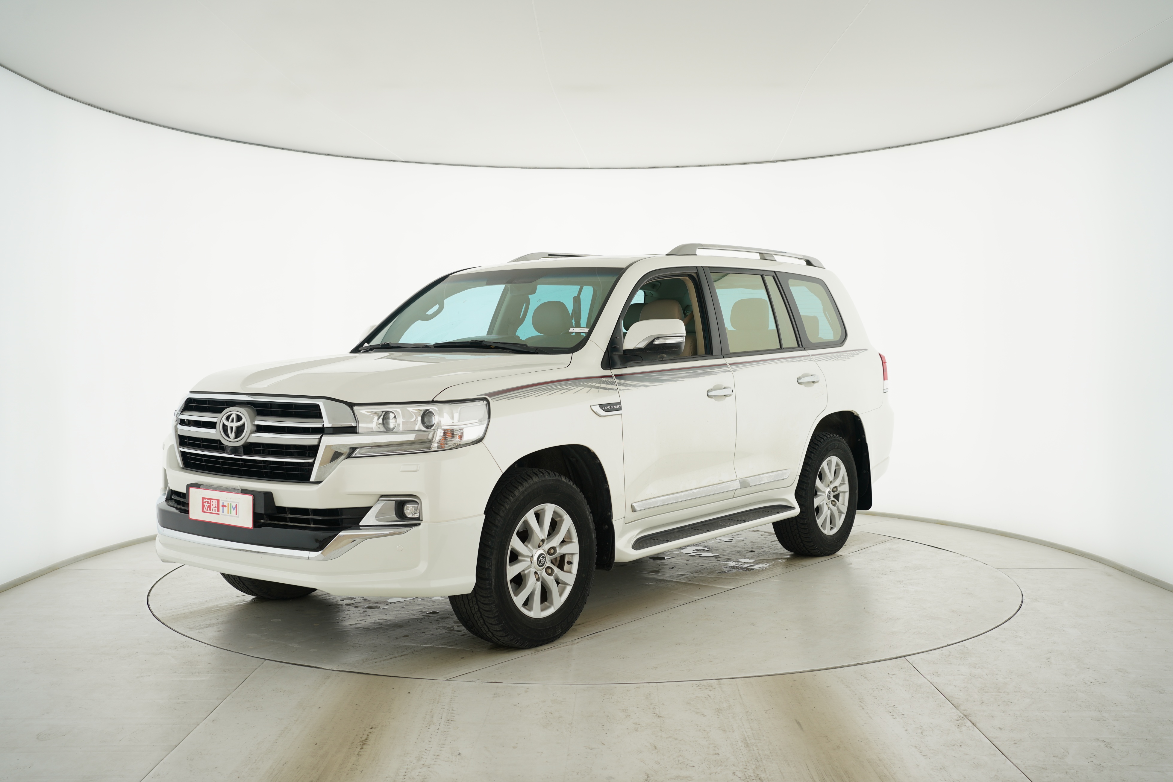 Toyota Land Cruiser (Imported) 2016 — фото 1