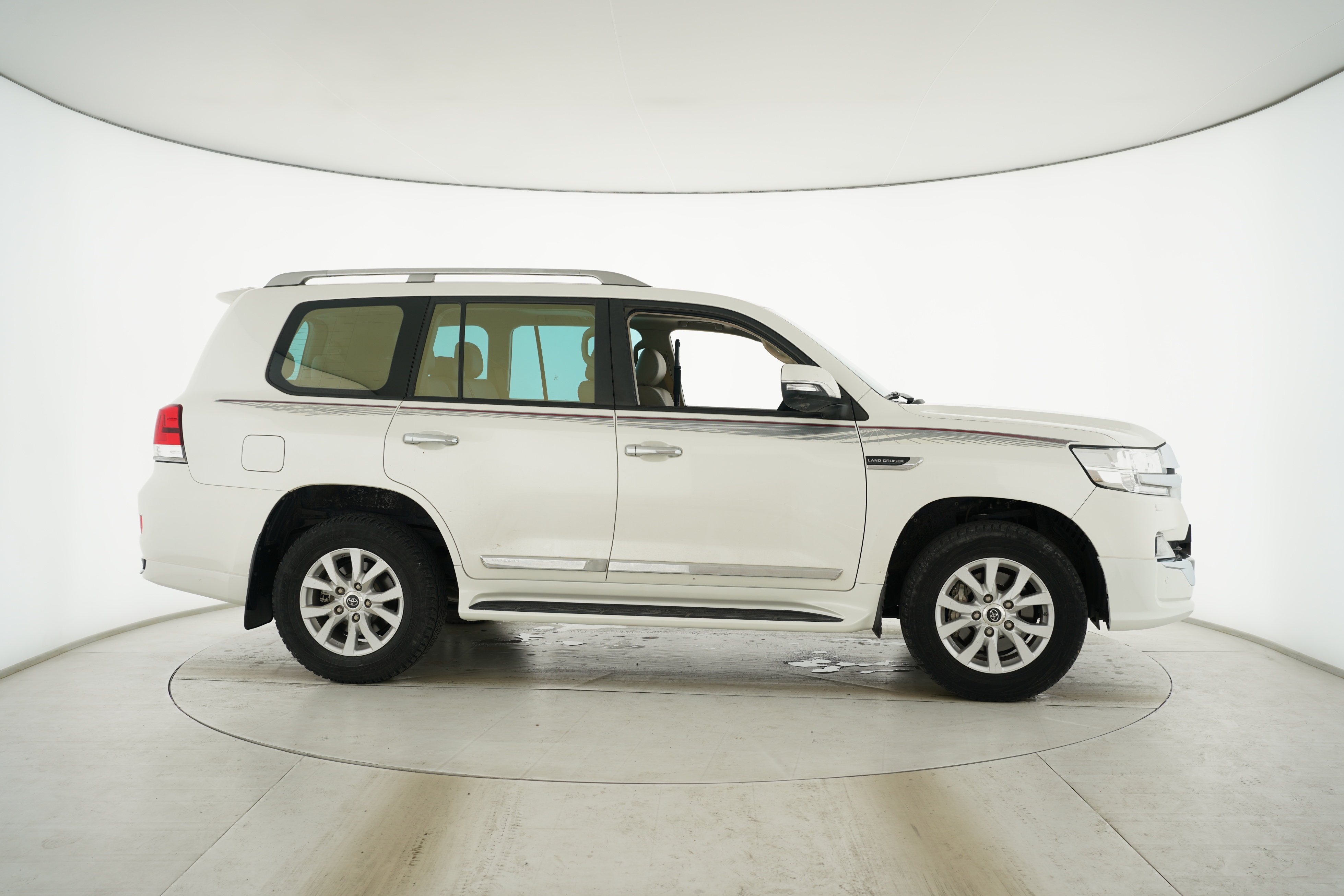 Toyota Land Cruiser (Imported) 2016 — фото 8
