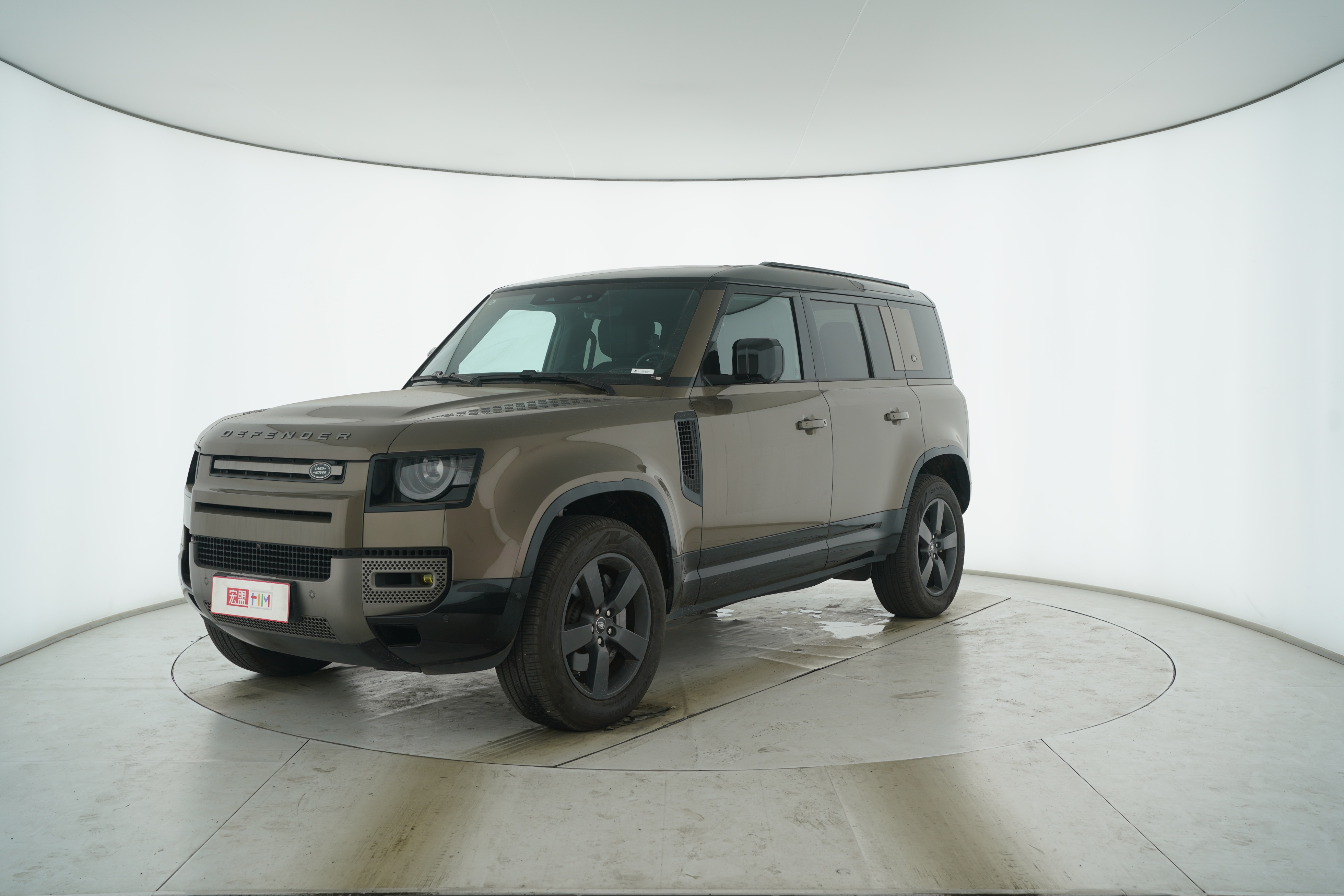 Land Rover Guardian 2023 — фото 1