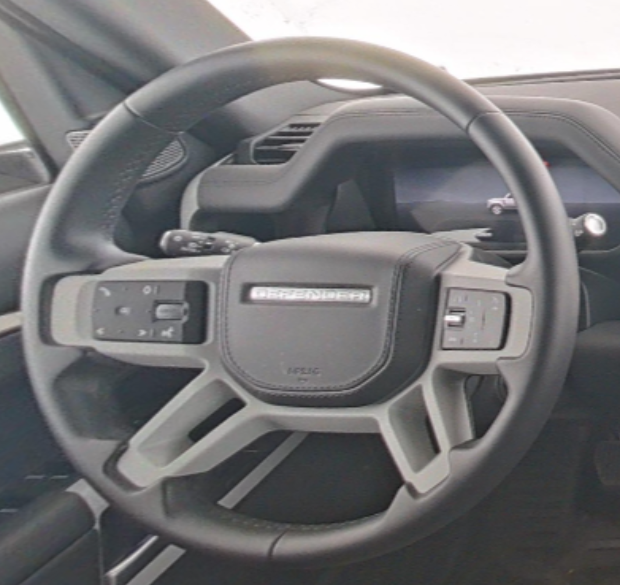 Land Rover Guardian 2023 — фото 10