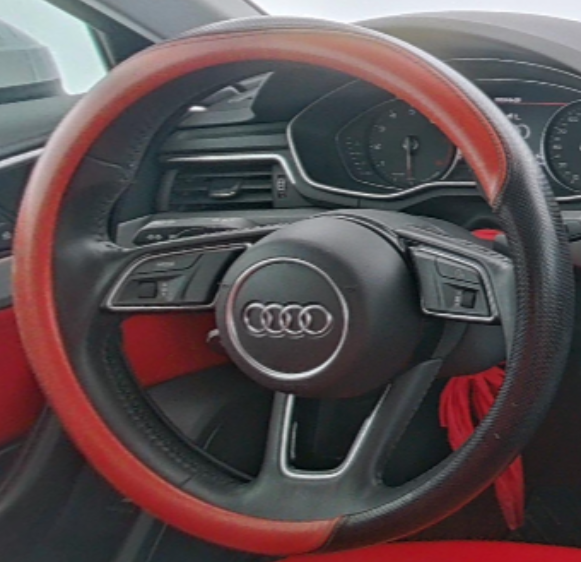 Audi A4L 2019 — фото 10