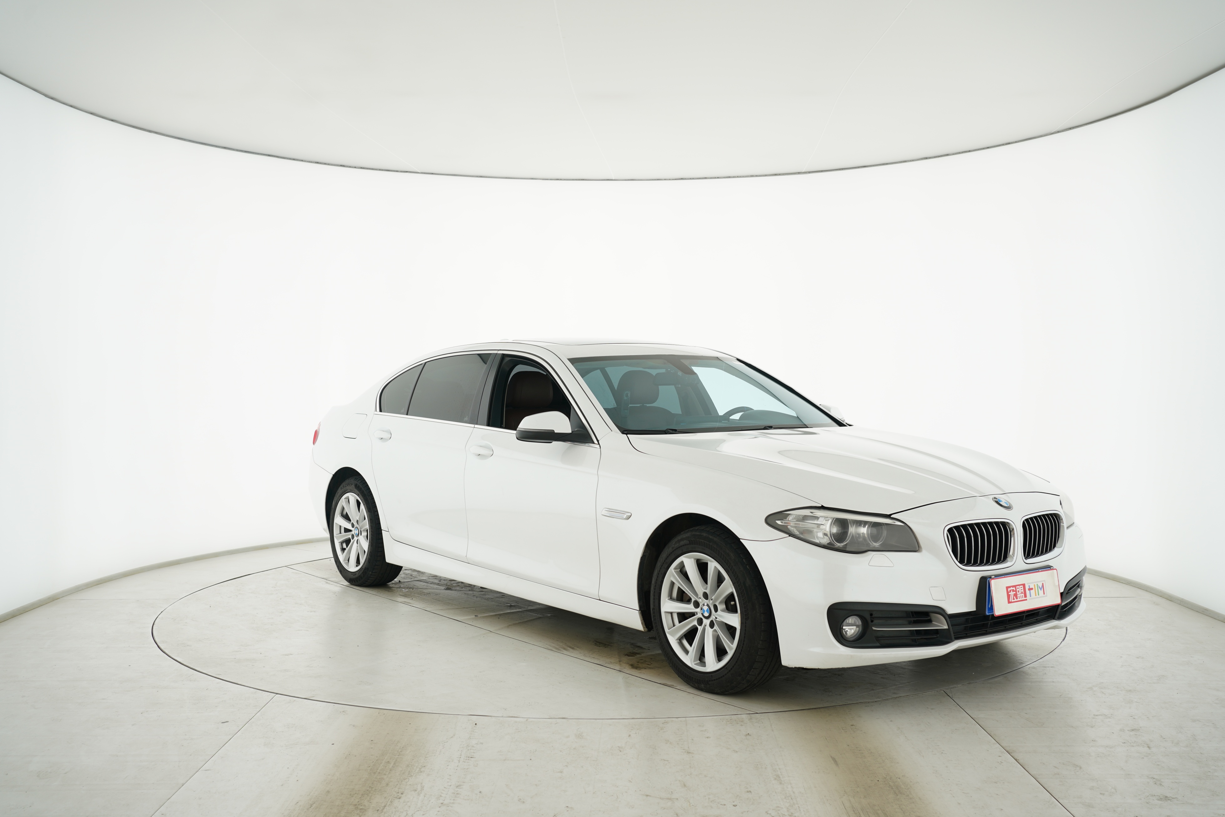 BMW 5 Series 2014 — фото 2