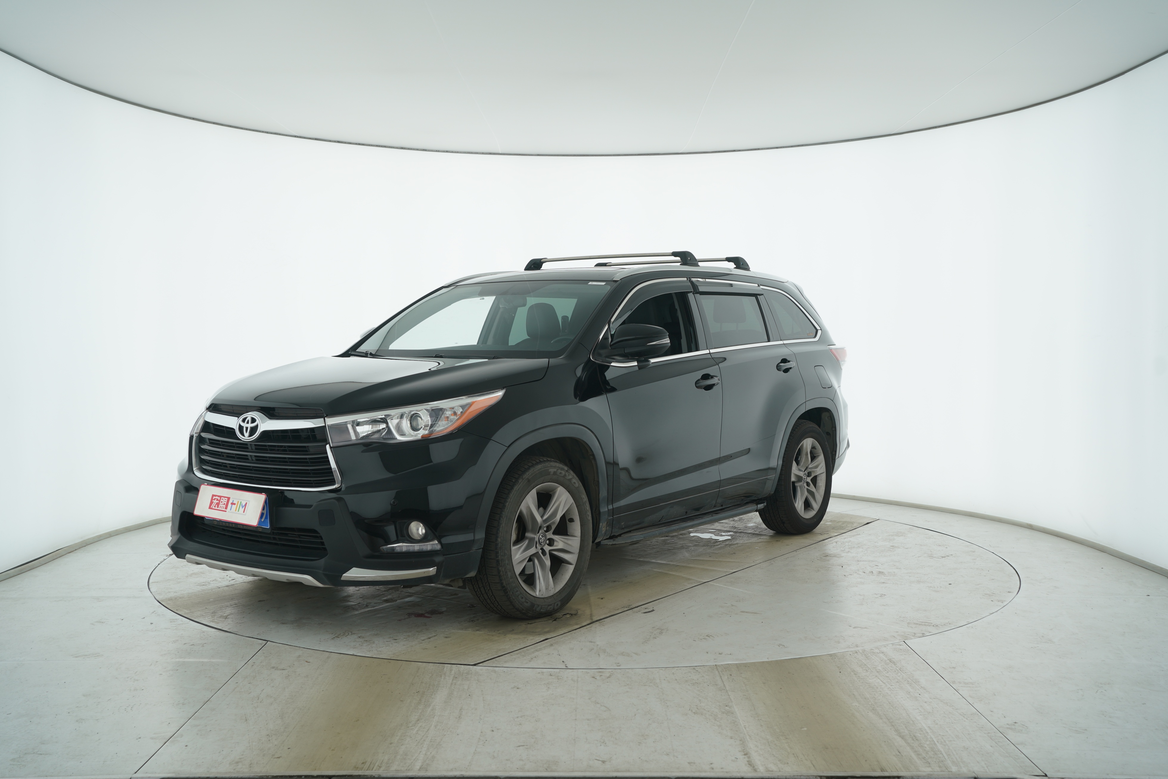 Toyota Highlander 2017 — фото 1