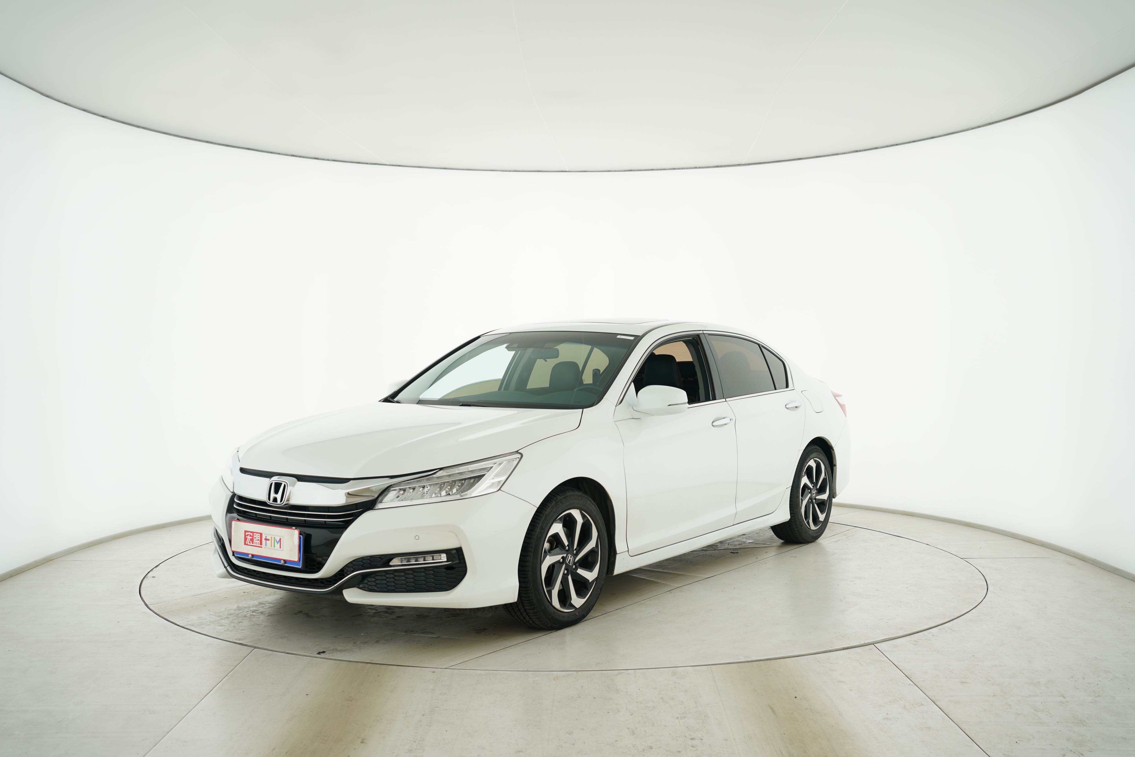 Honda Accord 2016 — фото 1
