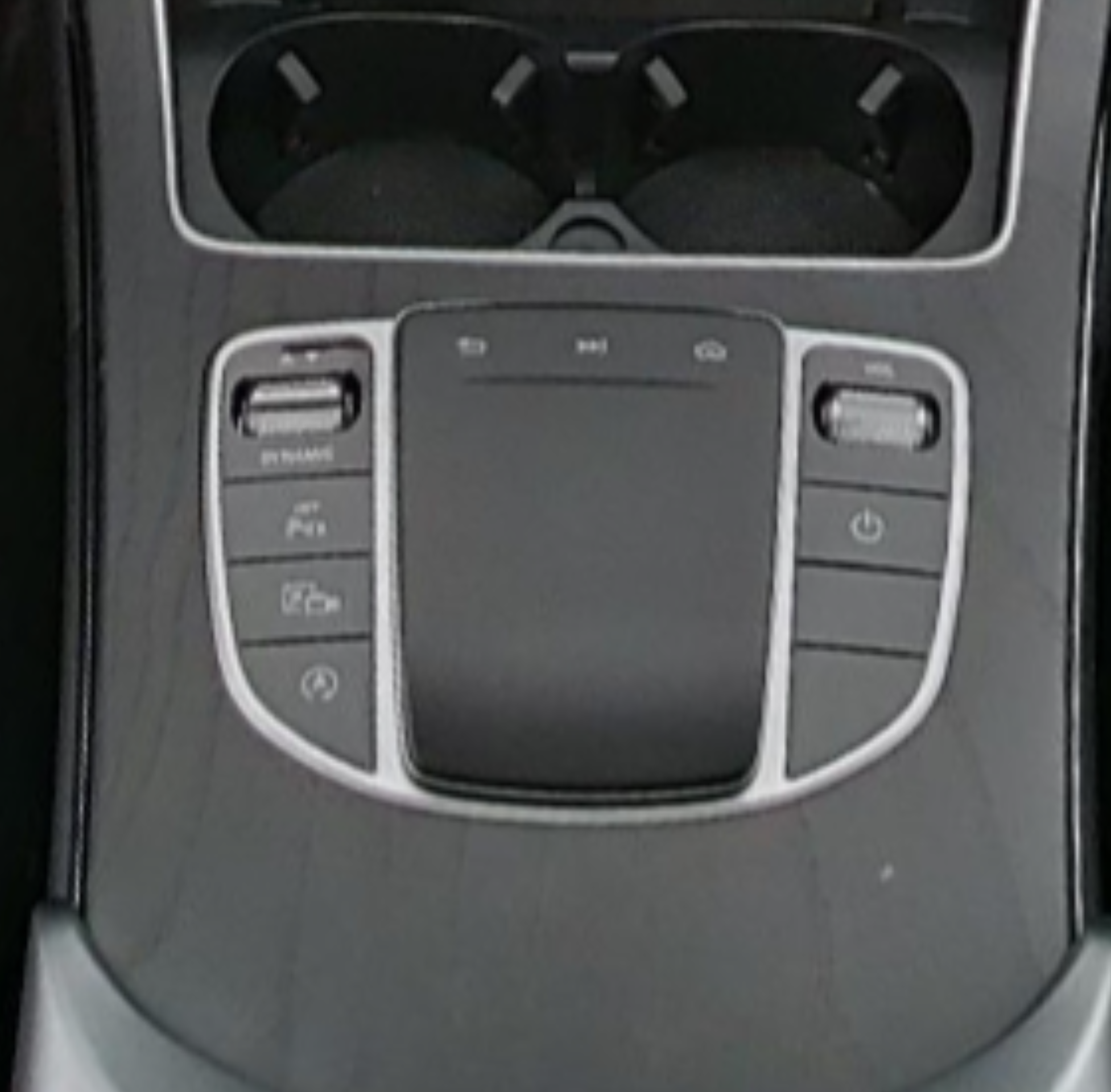 Mercedes Benz C-Class 2020 — фото 12