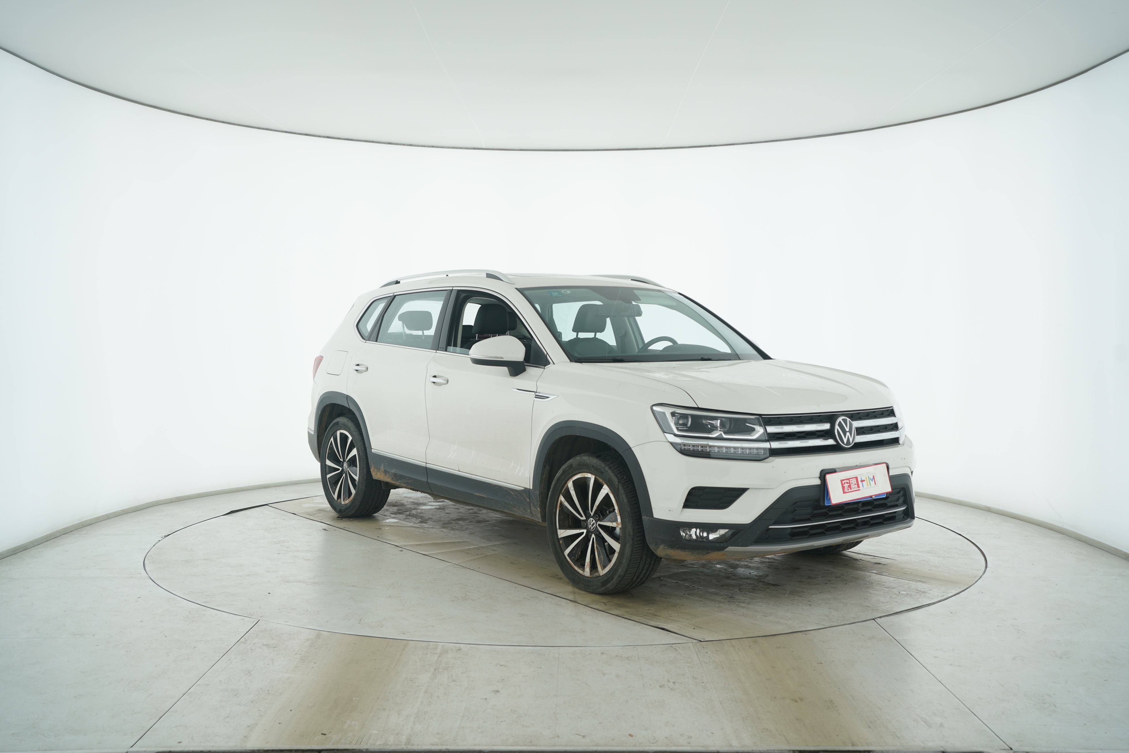 Volkswagen Touran 2018 — фото 2