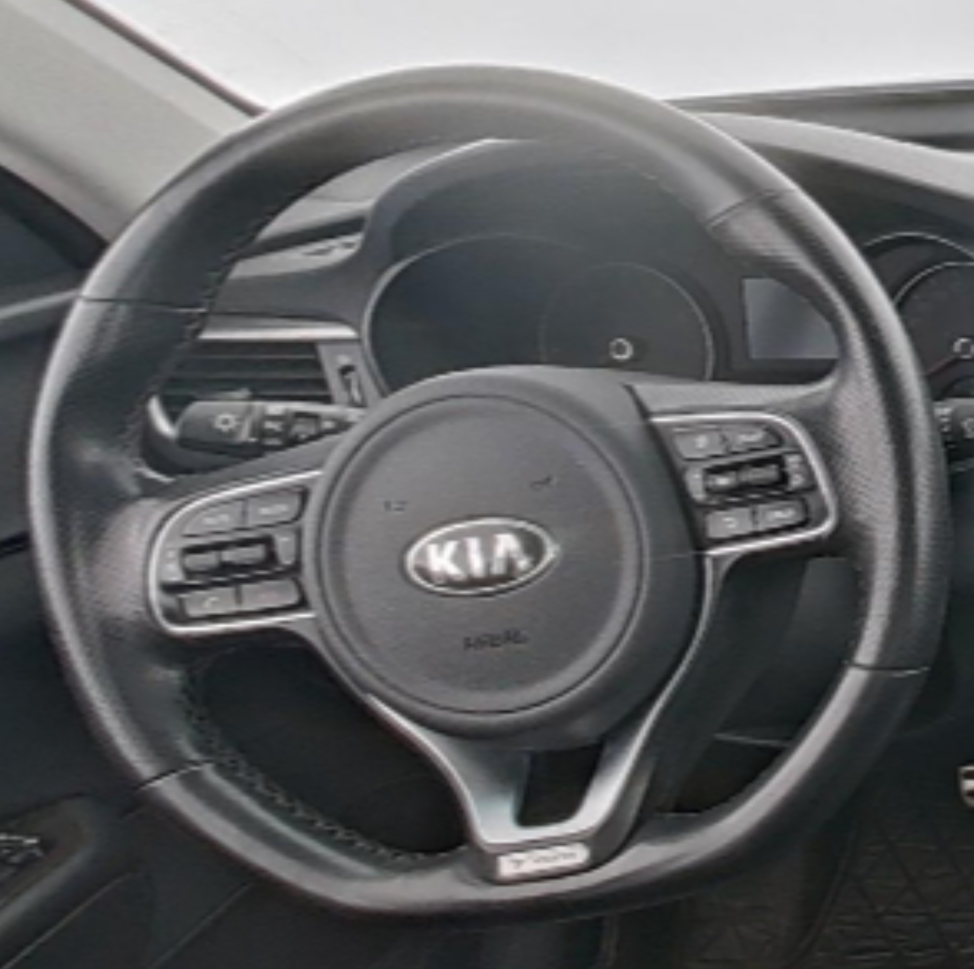 KIA Gentry 2018 — фото 10
