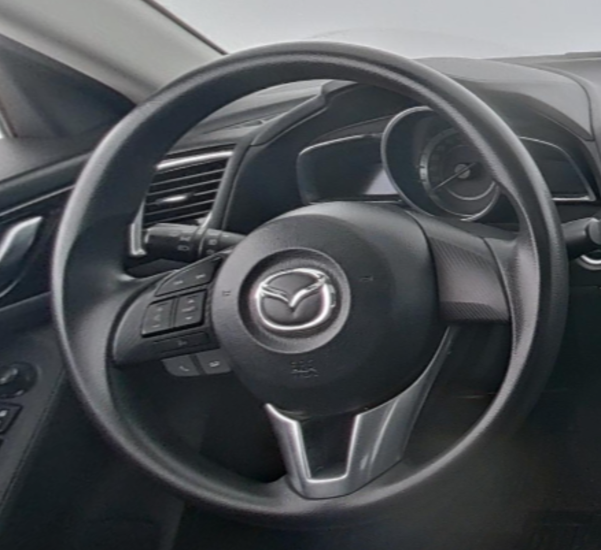 Mazda 3 Axela 2016 — фото 10