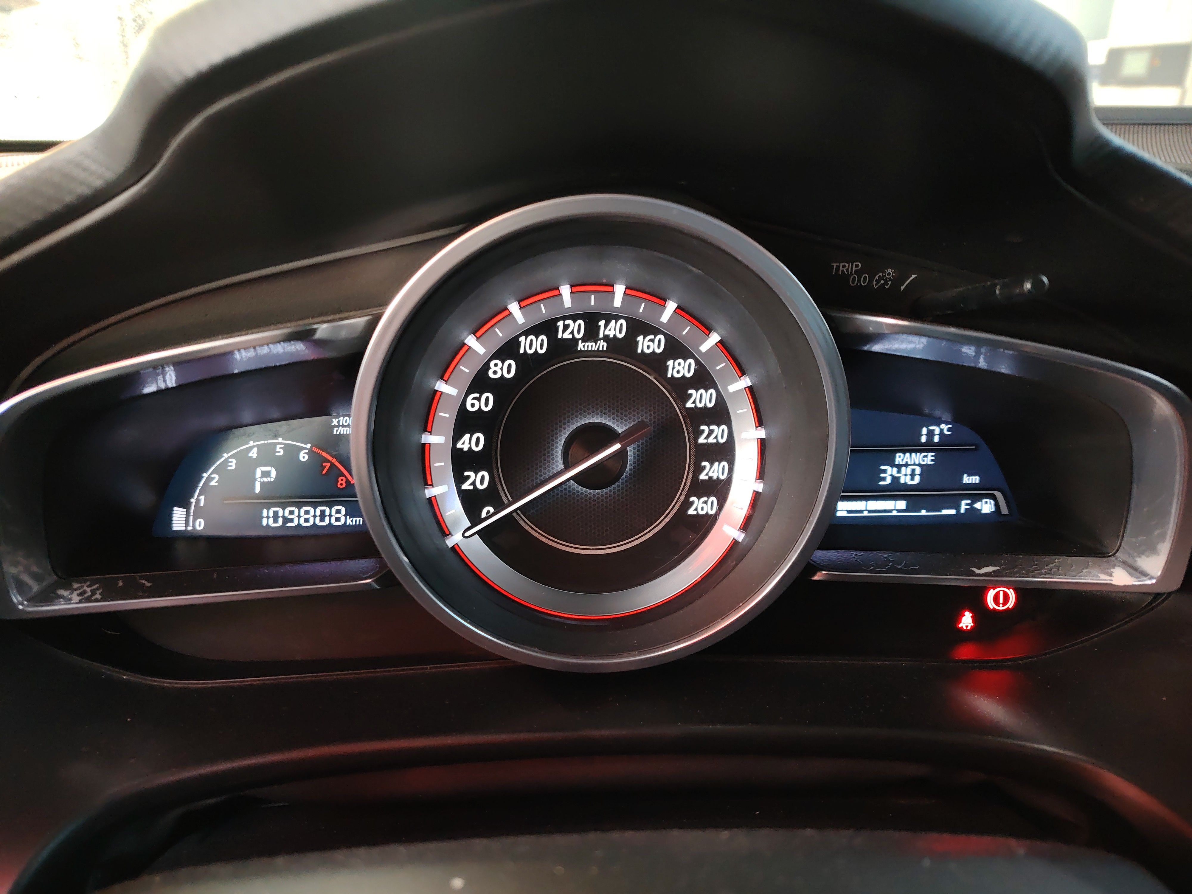 Mazda 3 Axela 2016 — фото 11