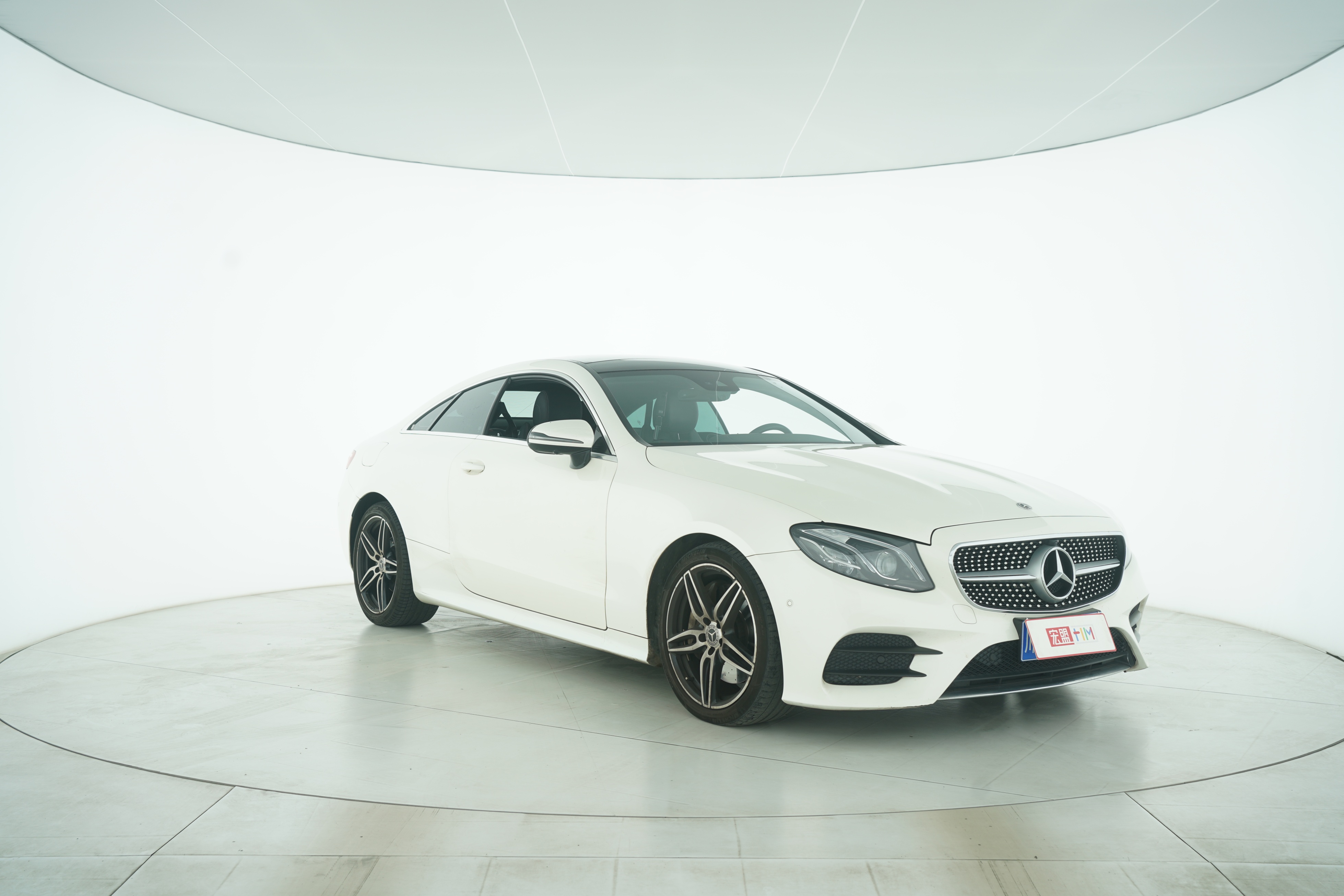 Mercedes Benz E-Class(Import) 2017 — фото 2