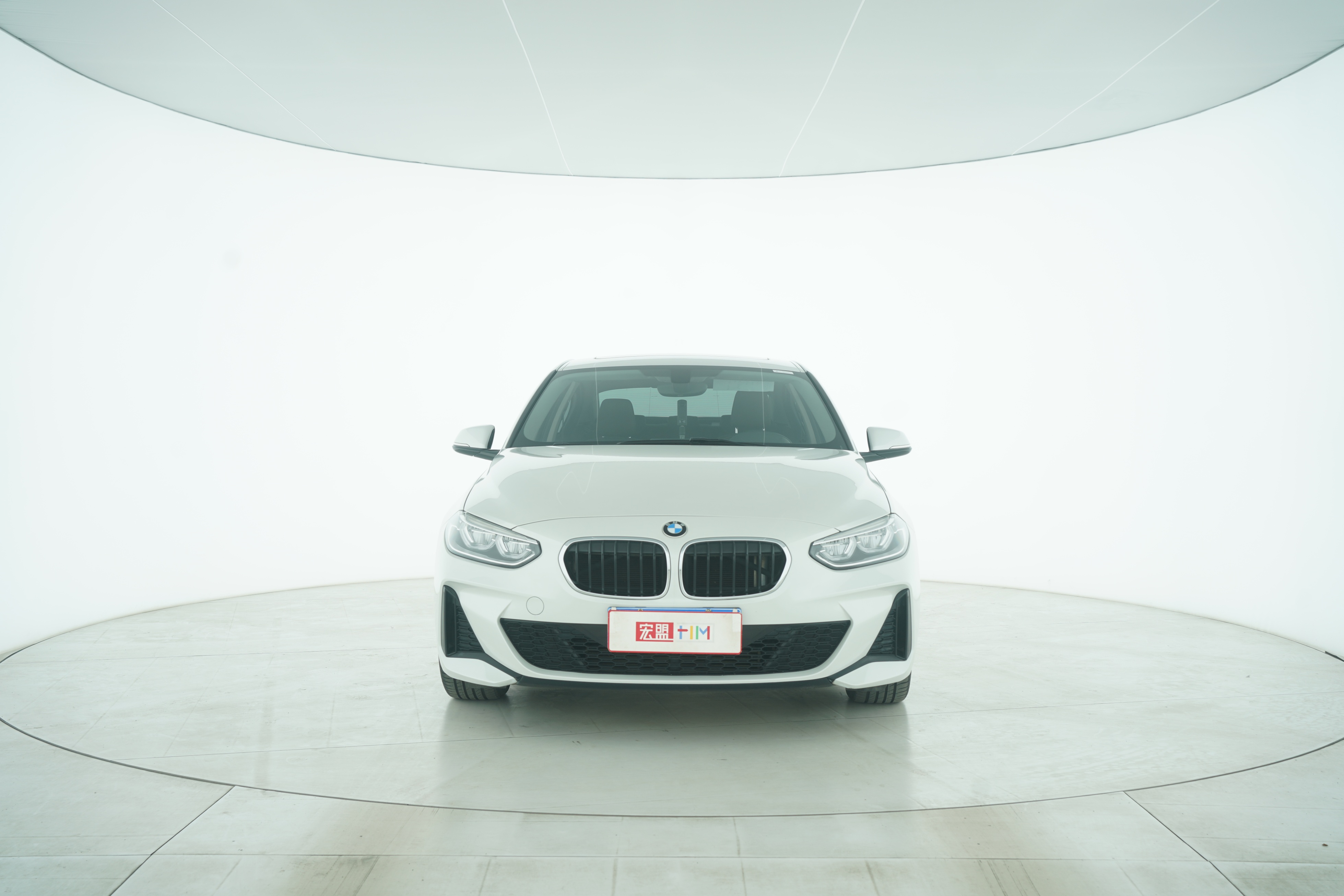 BMW 1 Series 2019 — фото 5