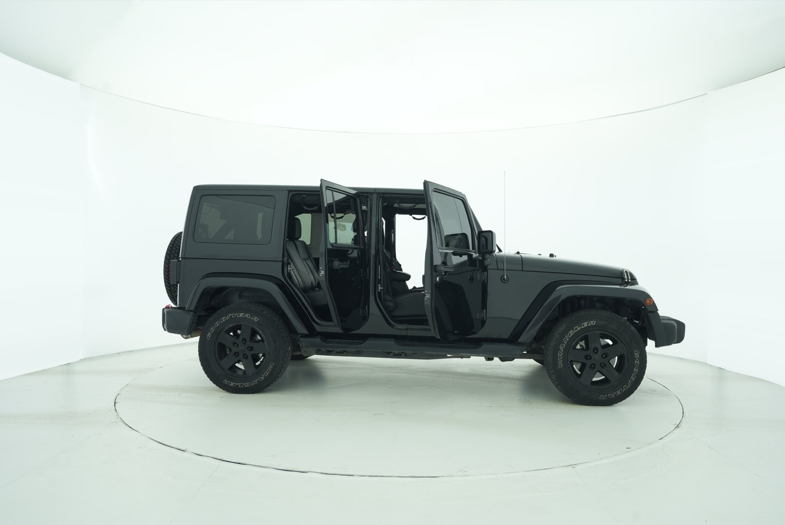 Jeep Wrangler 2014 — фото 15