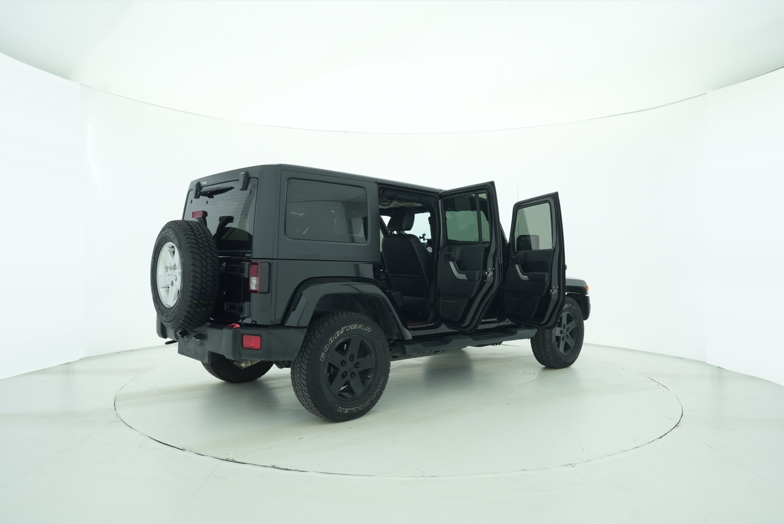 Jeep Wrangler 2014 — фото 14