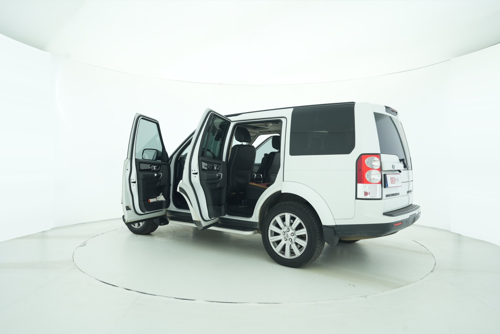 Land Rover Discovery 2012 — фото 13