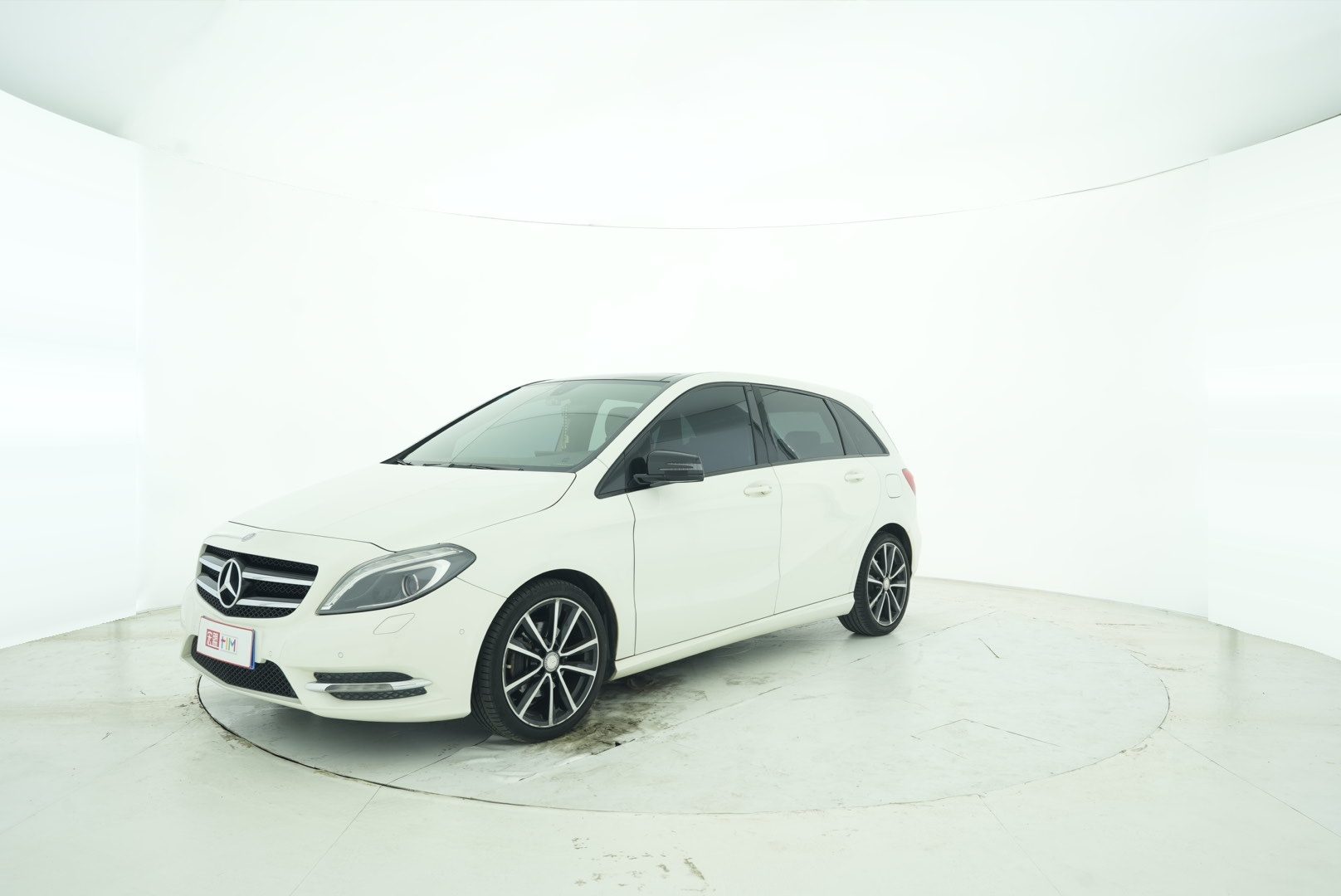 Mercedes Benz B-Class 2015 — фото 2