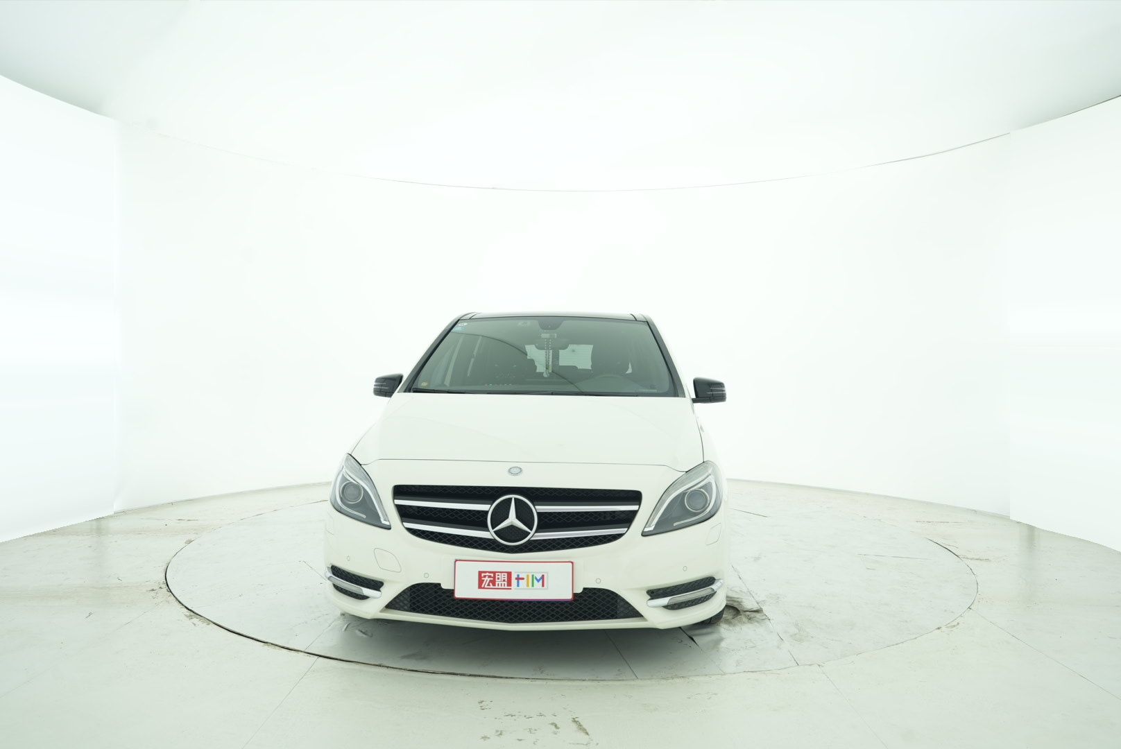 Mercedes Benz B-Class 2015 — фото 9
