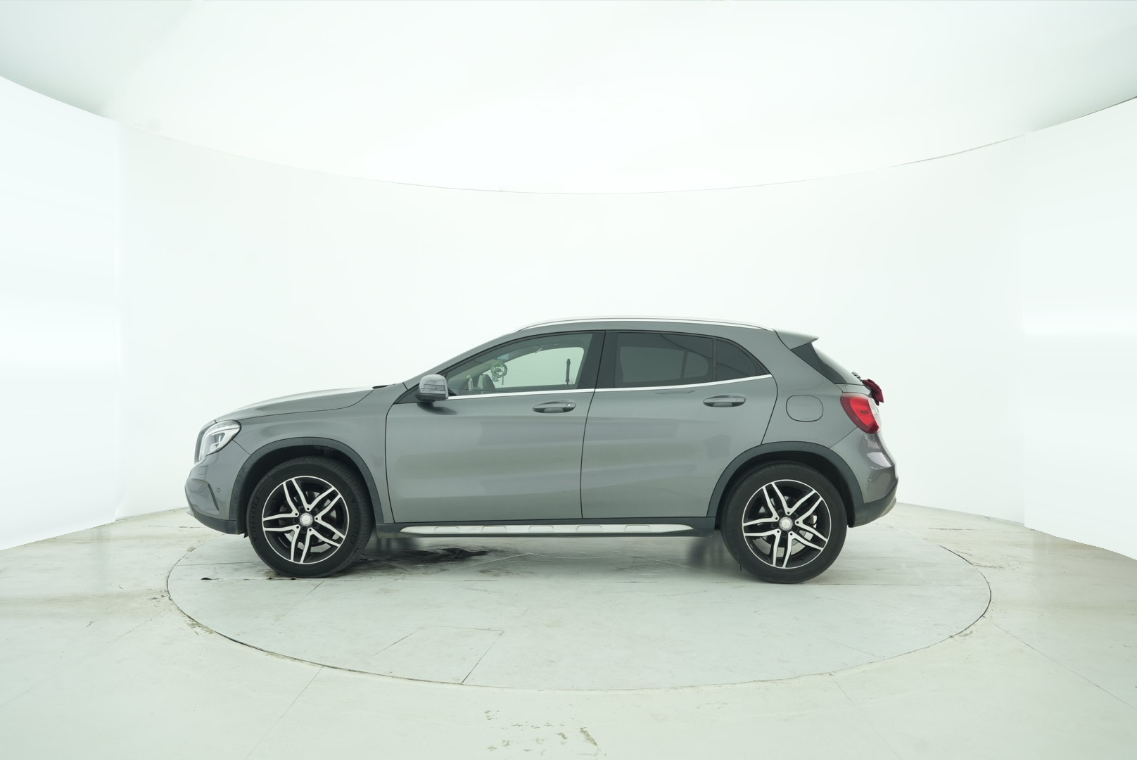 Mercedes Benz GLA 2016 — фото 3