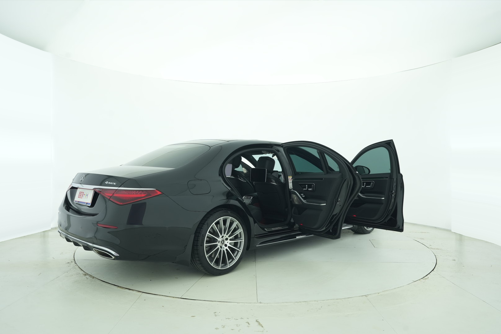 Mercedes Benz S-Class 2022 — фото 14