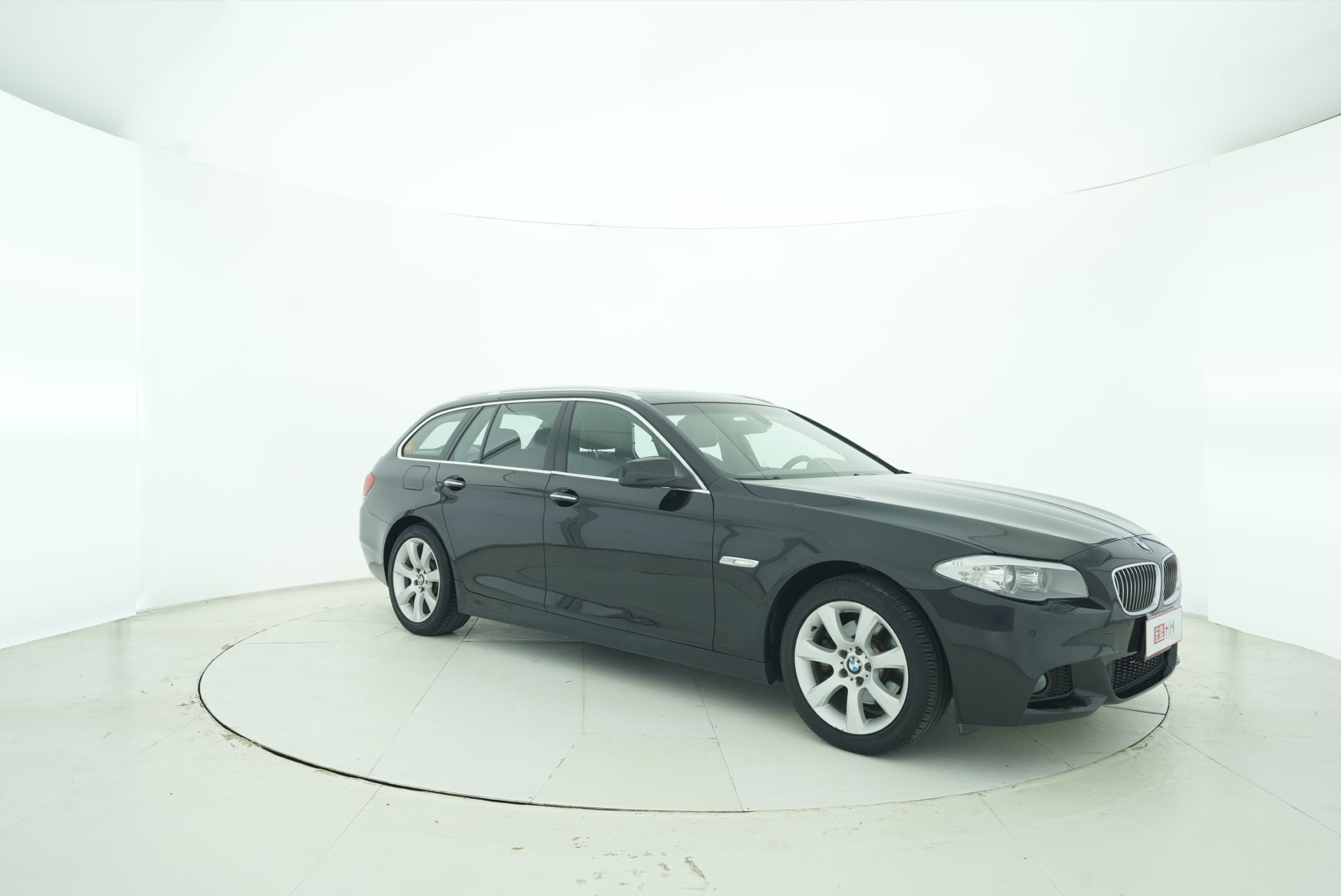 BMW 5 Series (Import) 2013 — фото 8