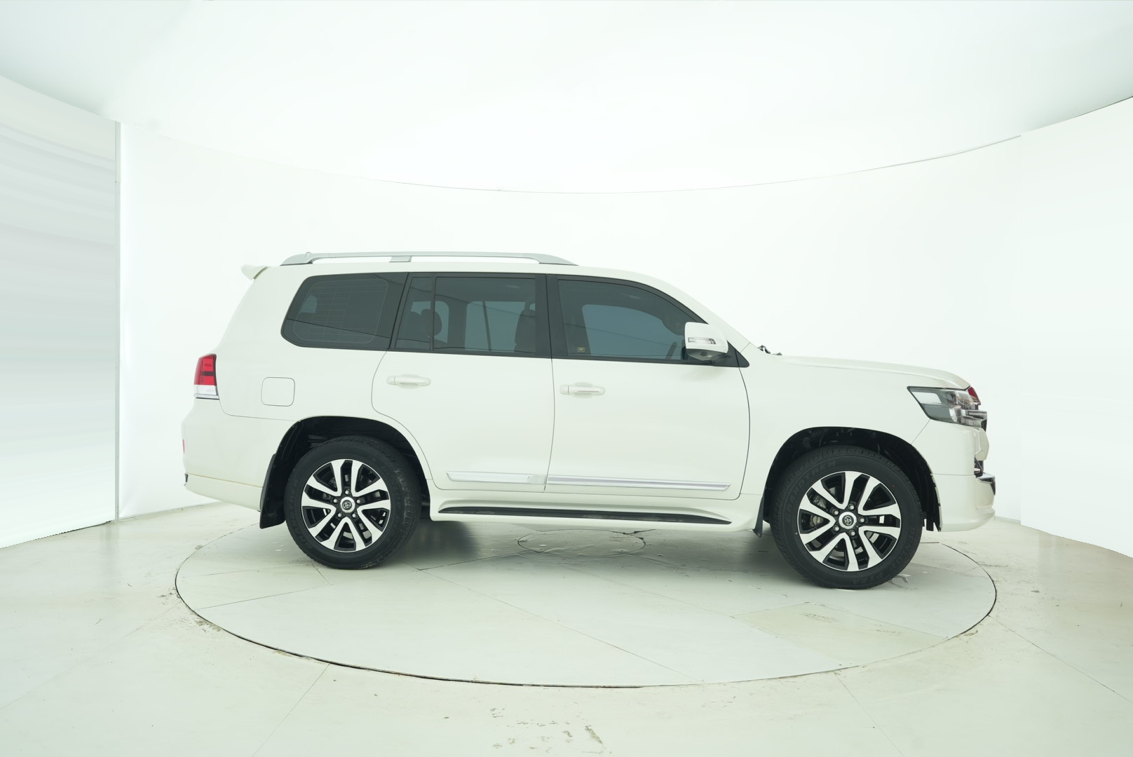 Toyota Land Cruiser (Imported) 2016 — фото 6