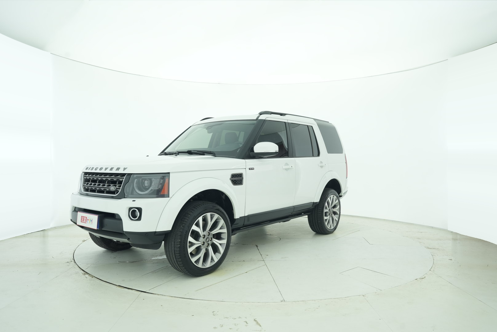 Land Rover Discovery 2016 — фото 1