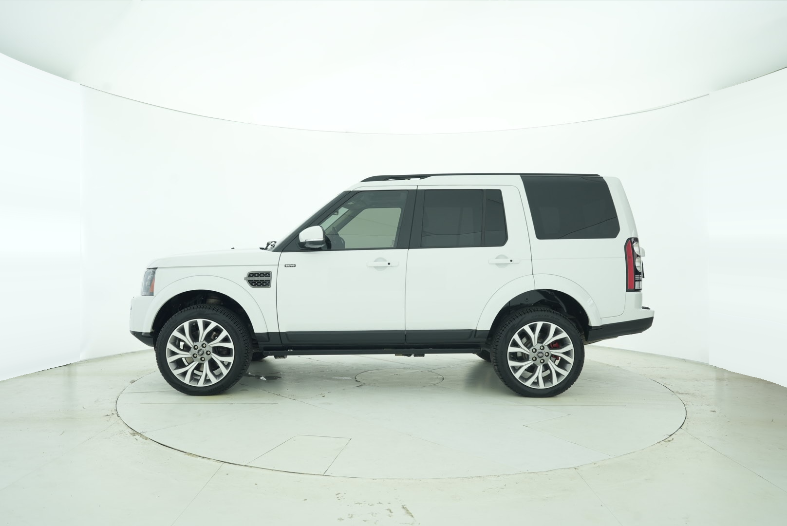 Land Rover Discovery 2016 — фото 2