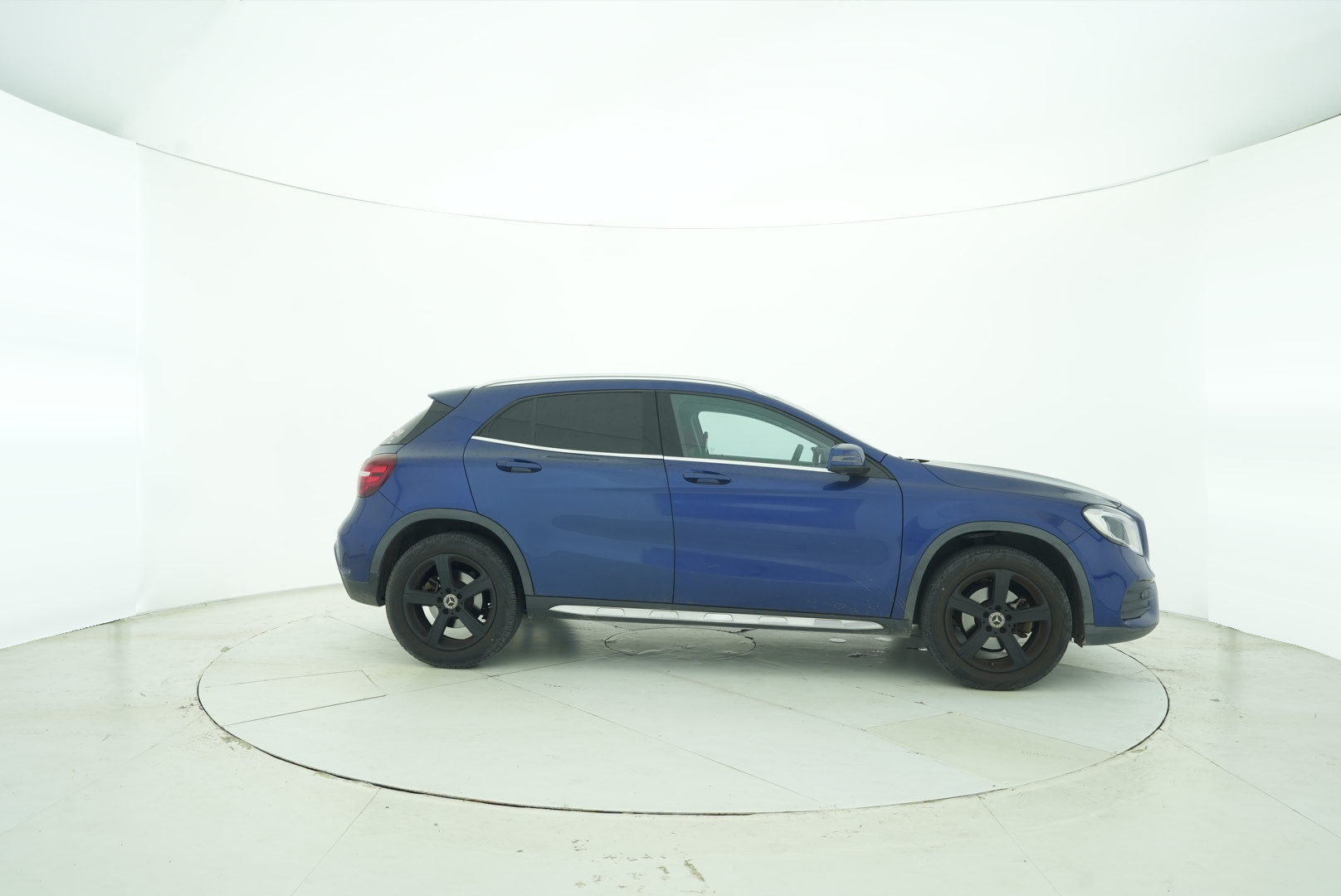 Mercedes Benz GLA 2019 — фото 7
