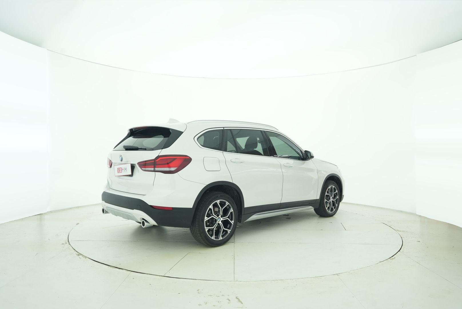 BMW X1 2022 — фото 5