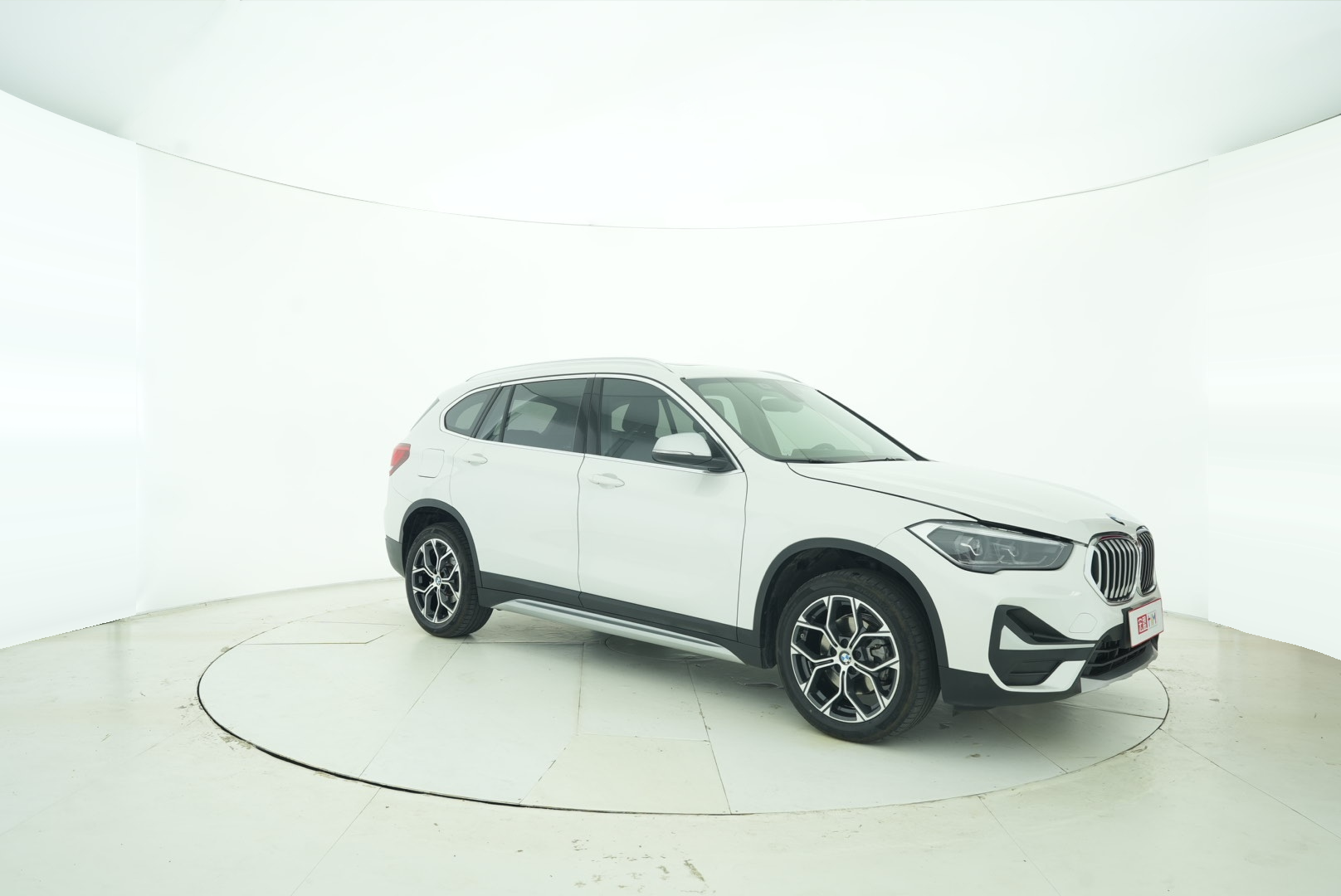 BMW X1 2022 — фото 7