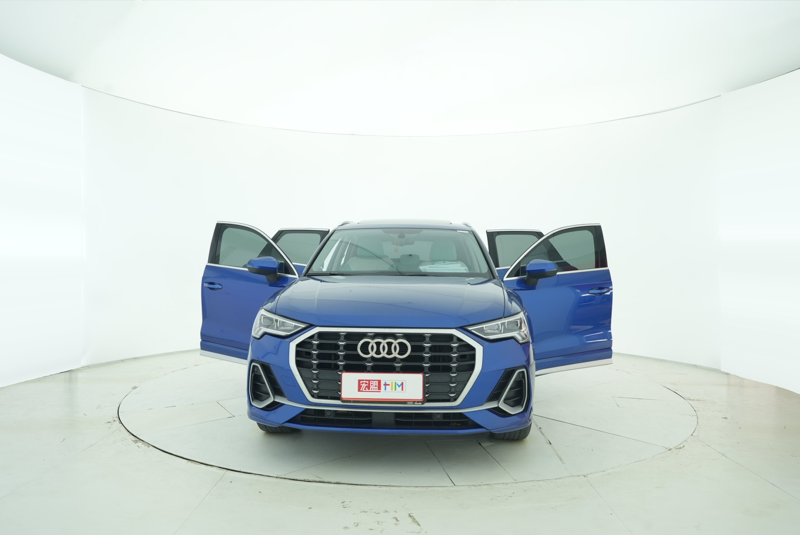 Audi Q3 2023 — фото 10