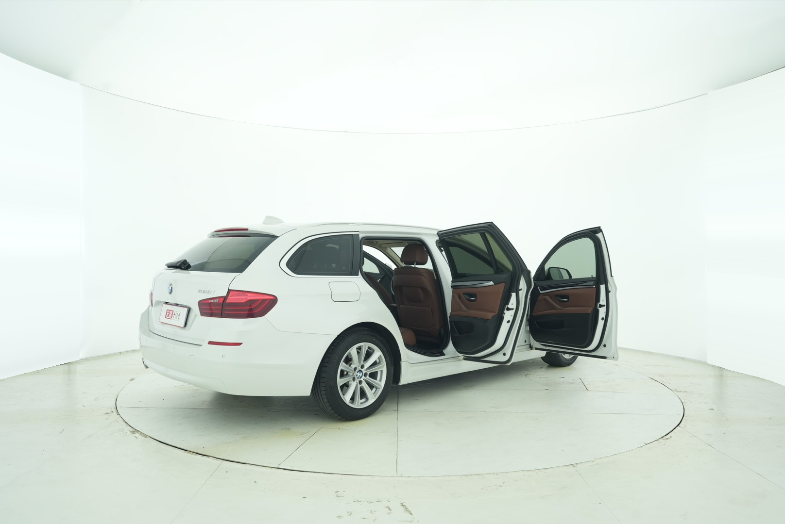 BMW 5 Series (Import) 2014 — фото 14