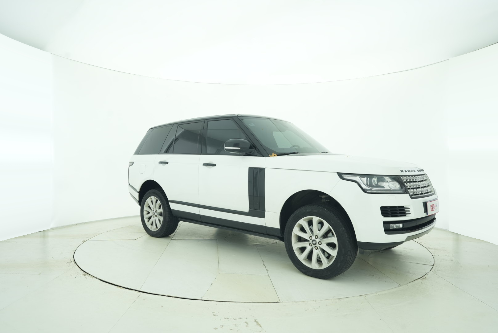Land Rover Range Rover 2015 — фото 8