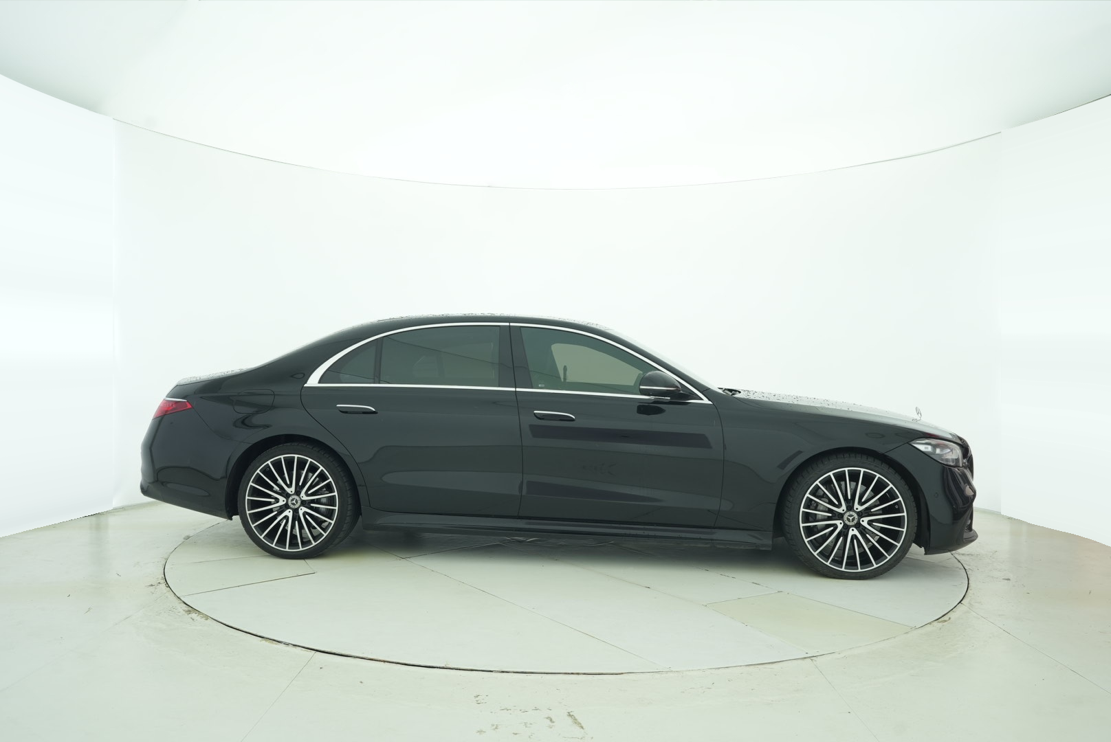 Mercedes Benz S-Class 2022 — фото 6