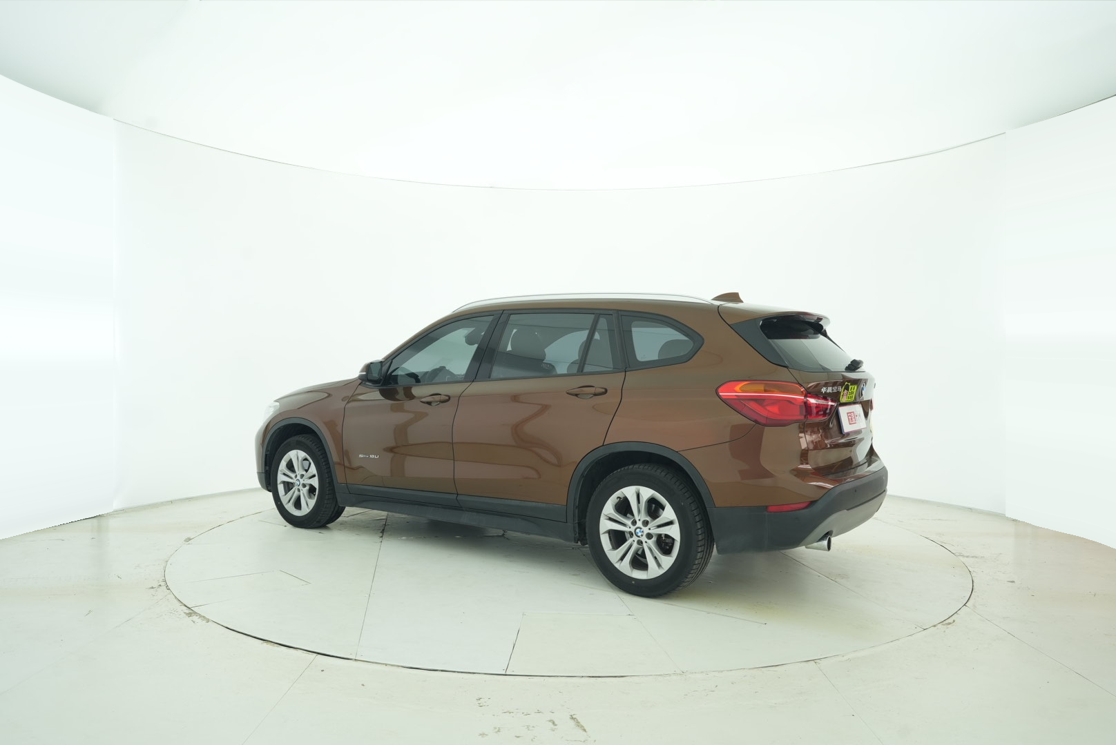 BMW X1 2016 — фото 3