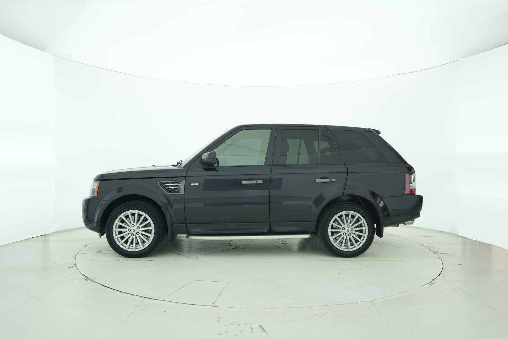 Land Rover Range Rover Sport 2011 — фото 4