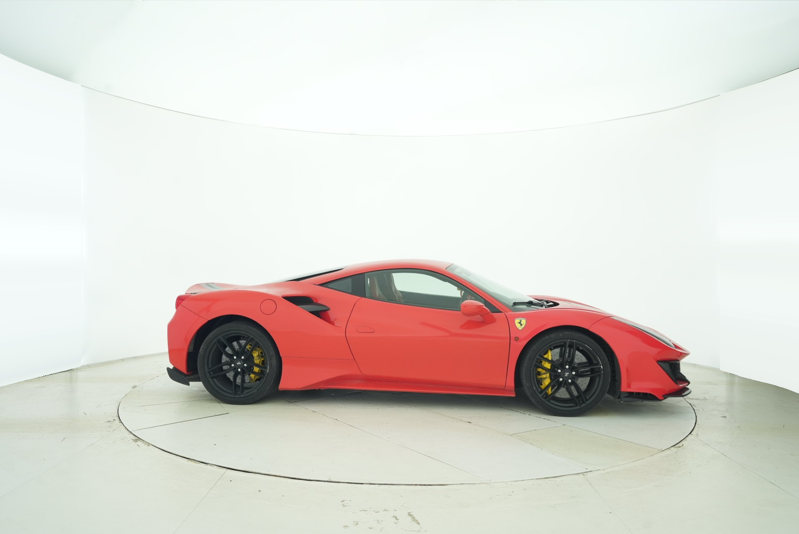 Ferrari 488 2015 — фото 13
