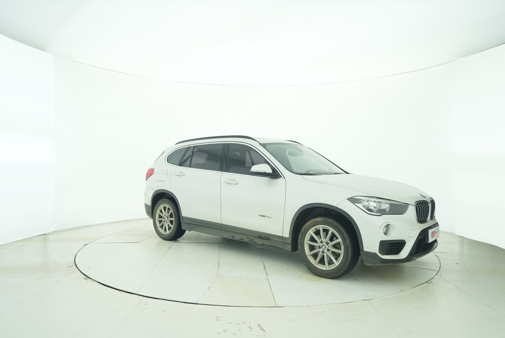 BMW X1 2018 — фото 15