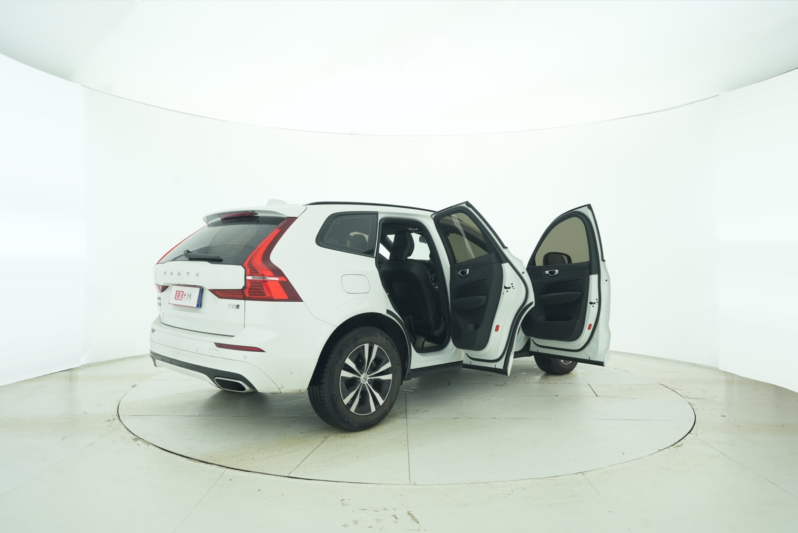 VOLVO XC60 2021 — фото 14