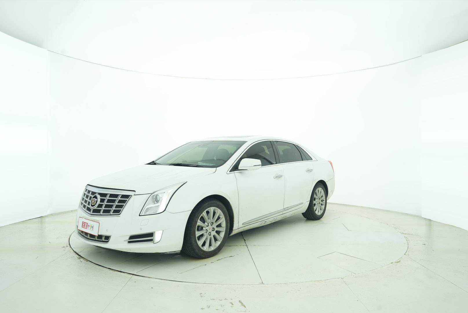 Cadillac XTS 2015 — фото 1